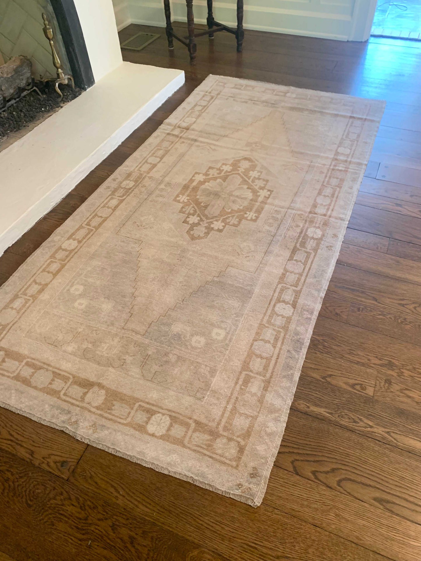 3’11”x8’3” Area Rug