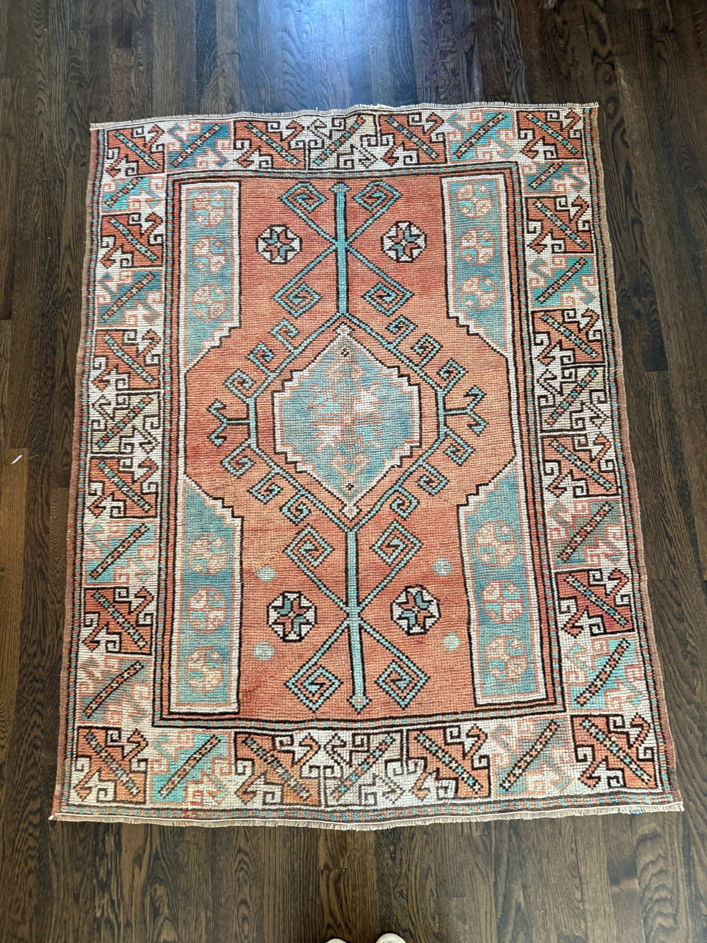 4’2” x 5’6” Vintage Rug