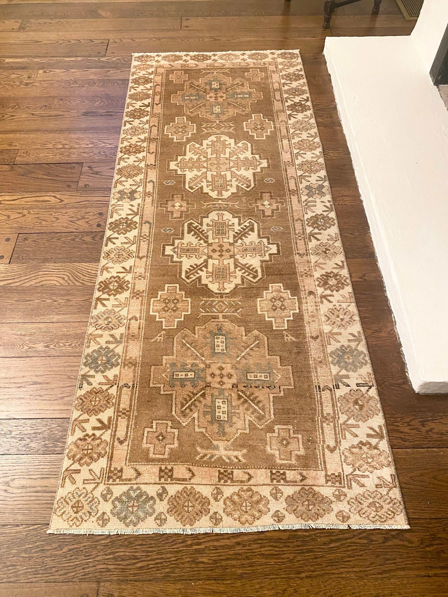 3’0”x7’10 Vintage Oushak Runner