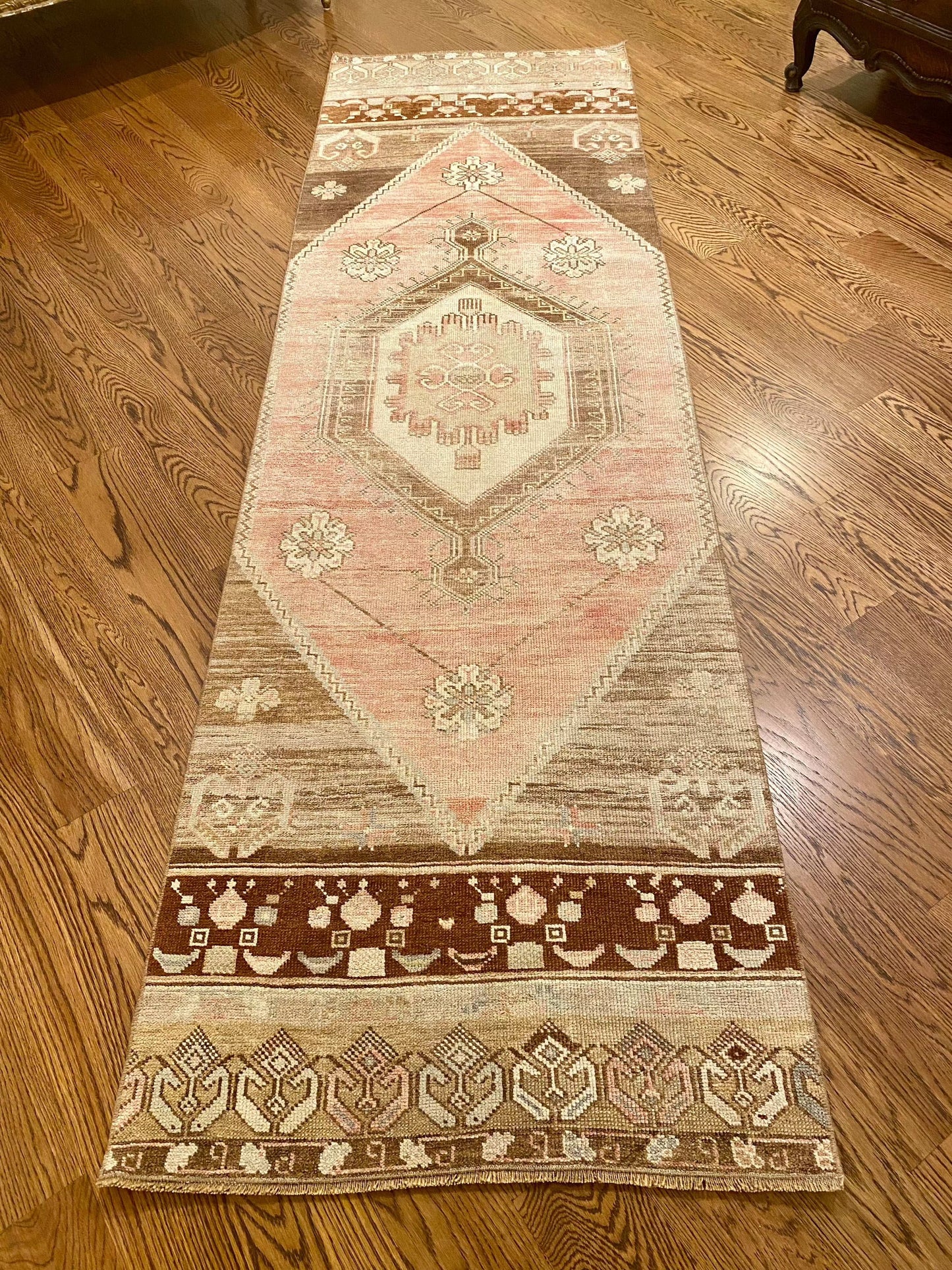 2’9”x9’2” Oushak Runner