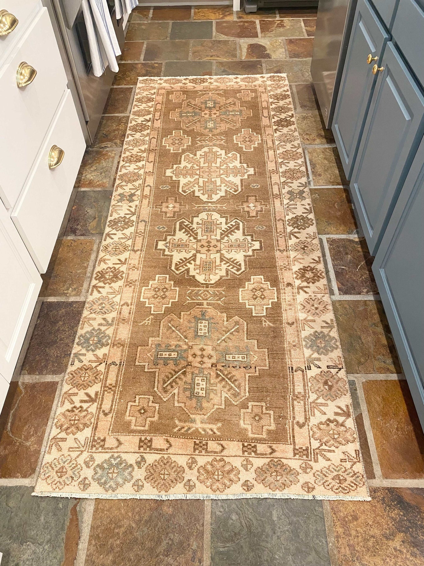 3’0”x7’10 Vintage Oushak Runner