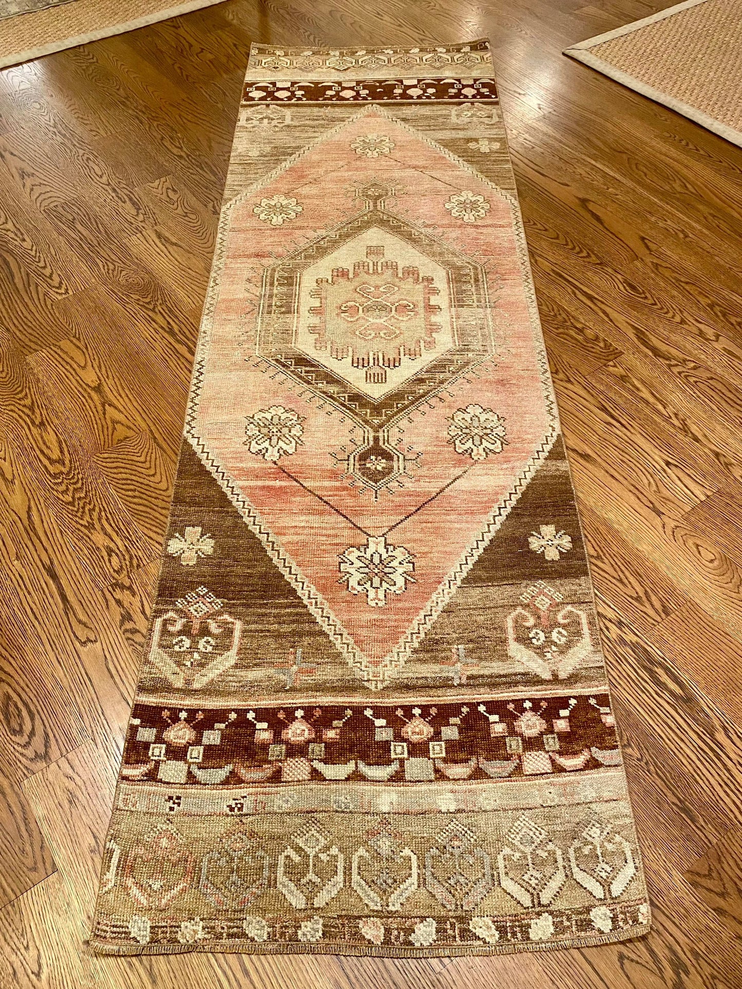 2’9”x9’2” Oushak Runner