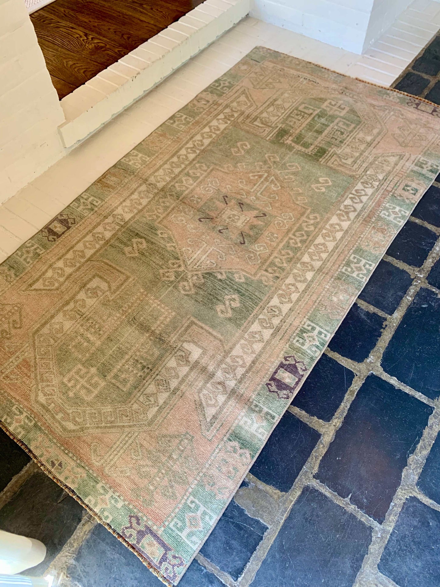 3’7”x6’7” Vintage Oushak Area Rug