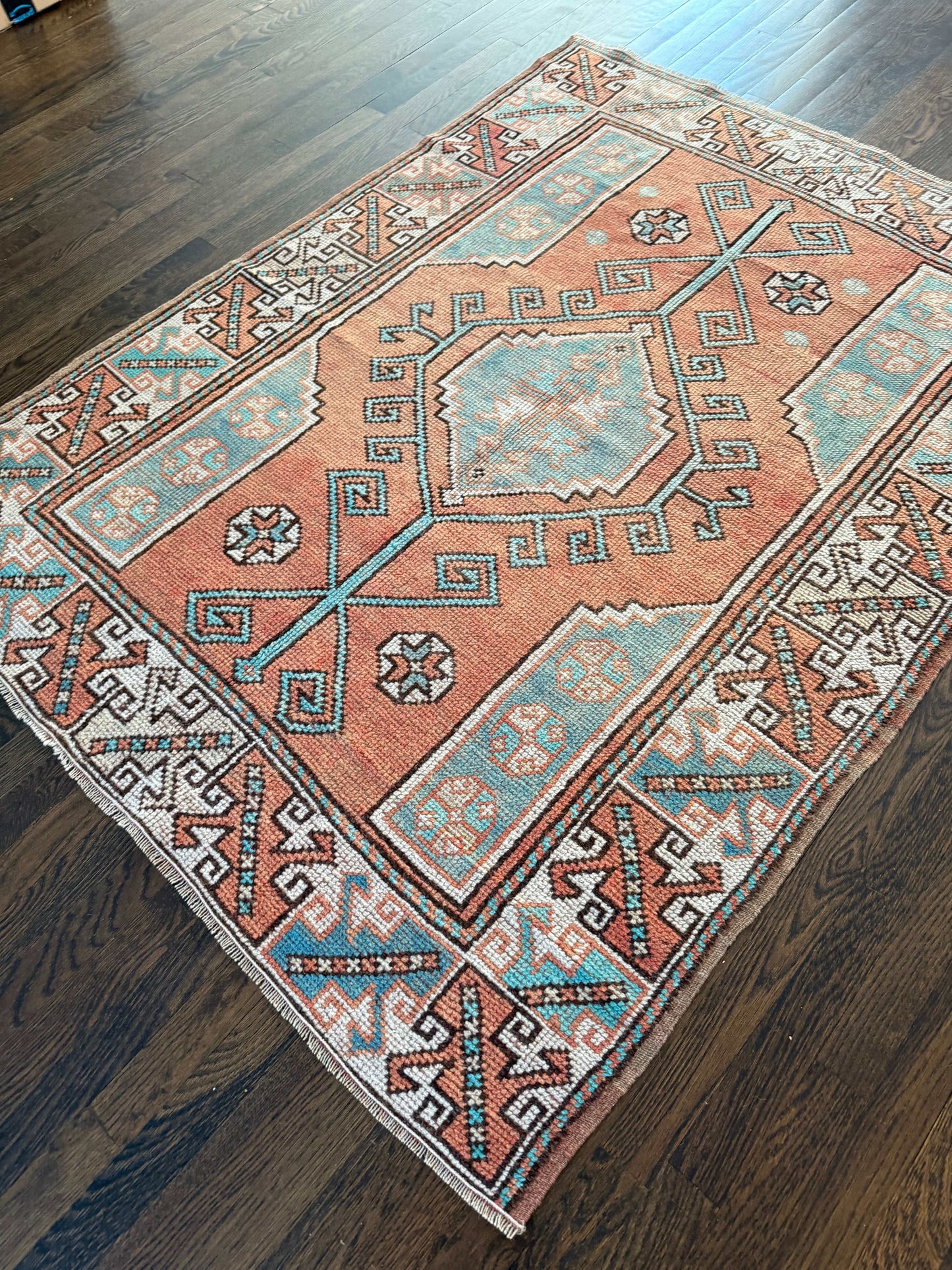 4’2” x 5’6” Vintage Rug