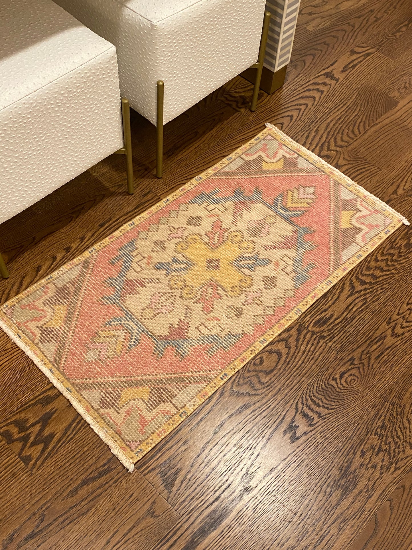 1’7”x3’2” Colorful Oushak Mat
