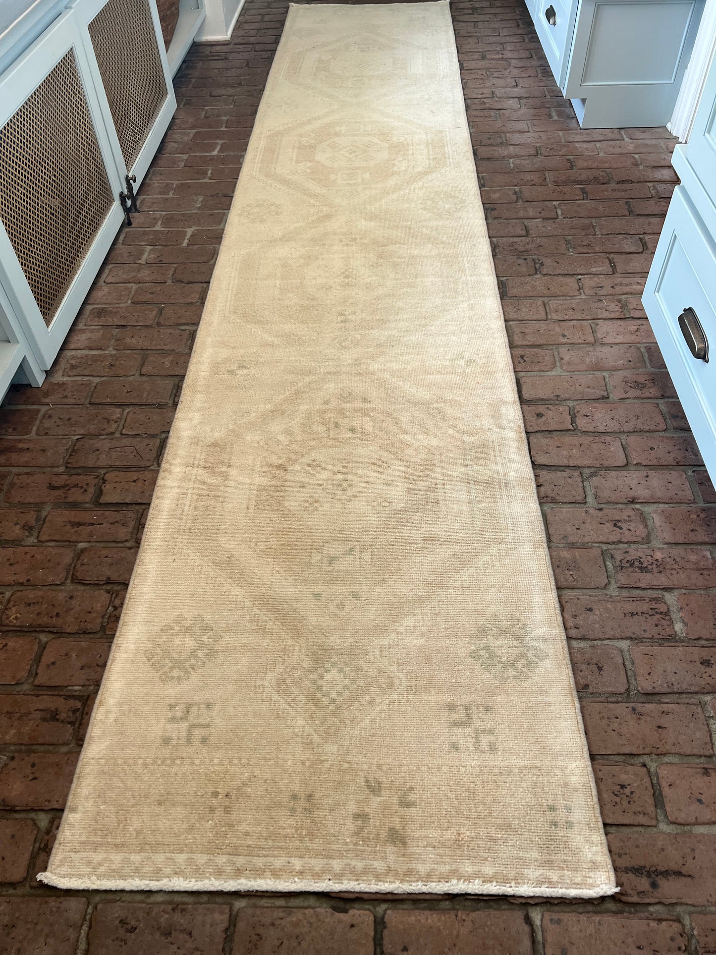 2'7" x 13'1" Neutral, Long Runner