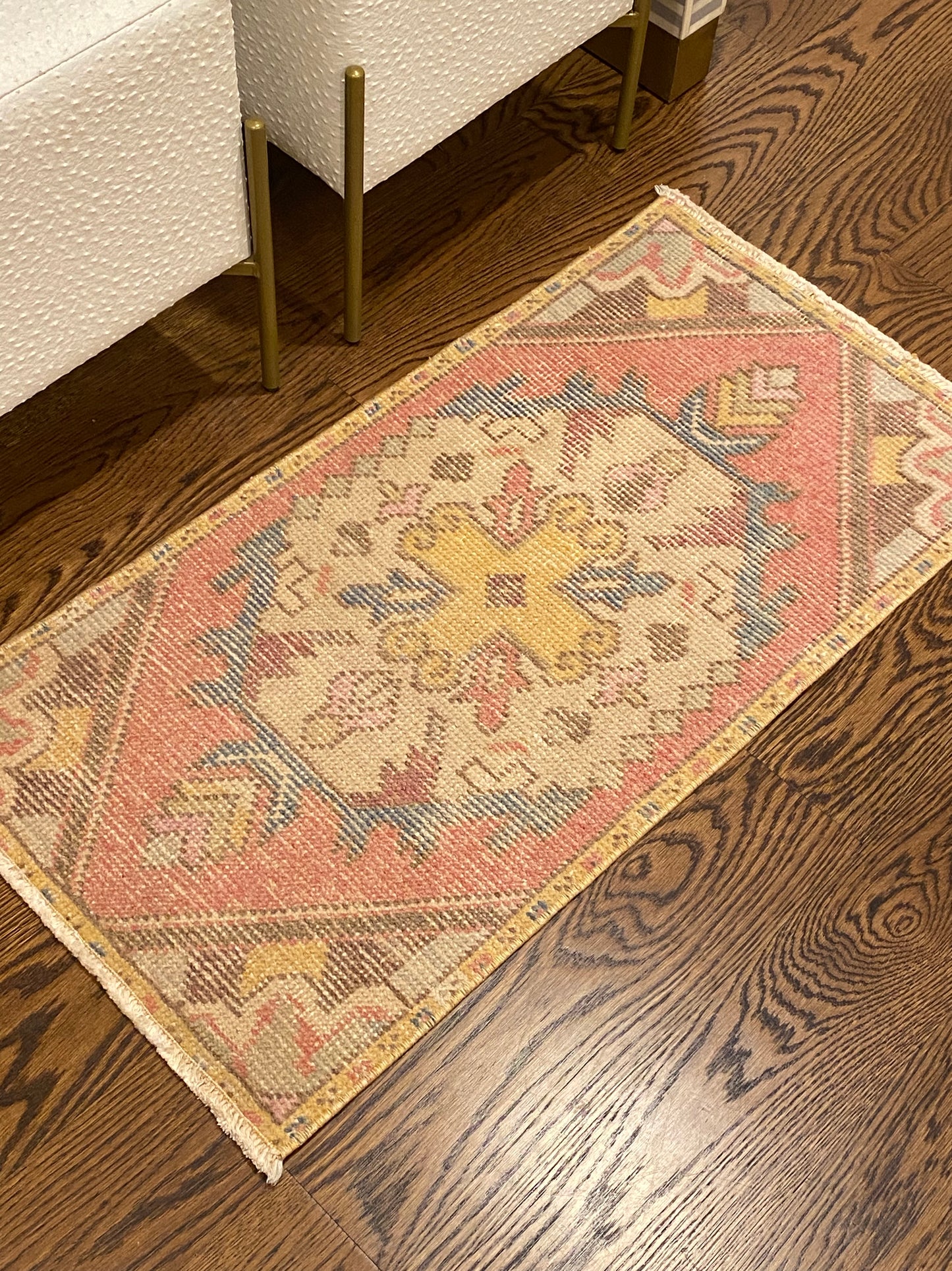 1’7”x3’2” Colorful Oushak Mat