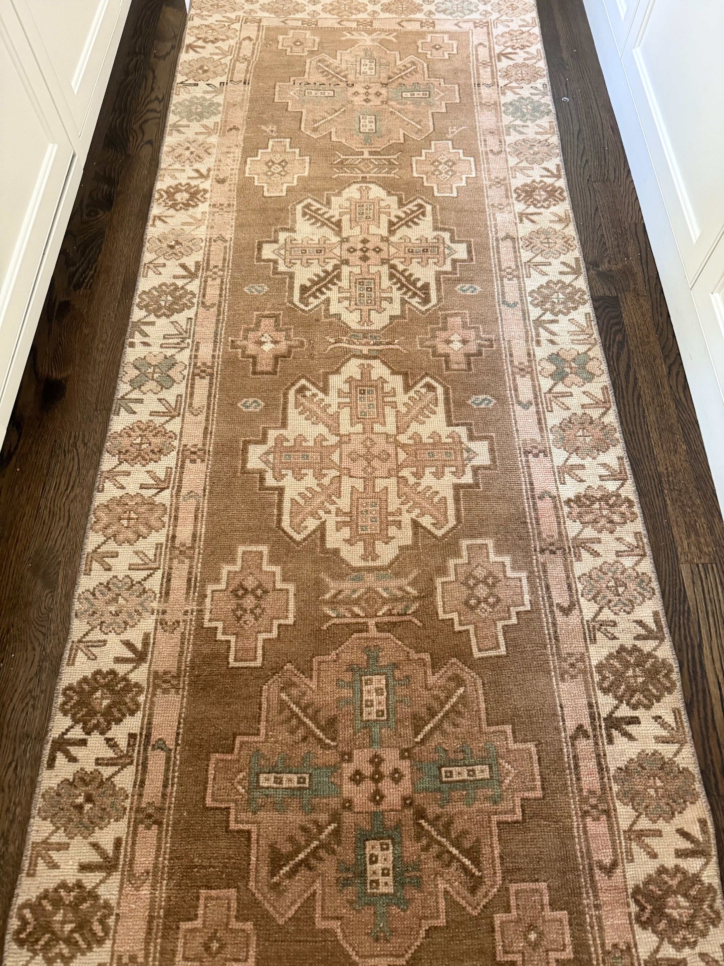 3’0”x7’10 Vintage Oushak Runner