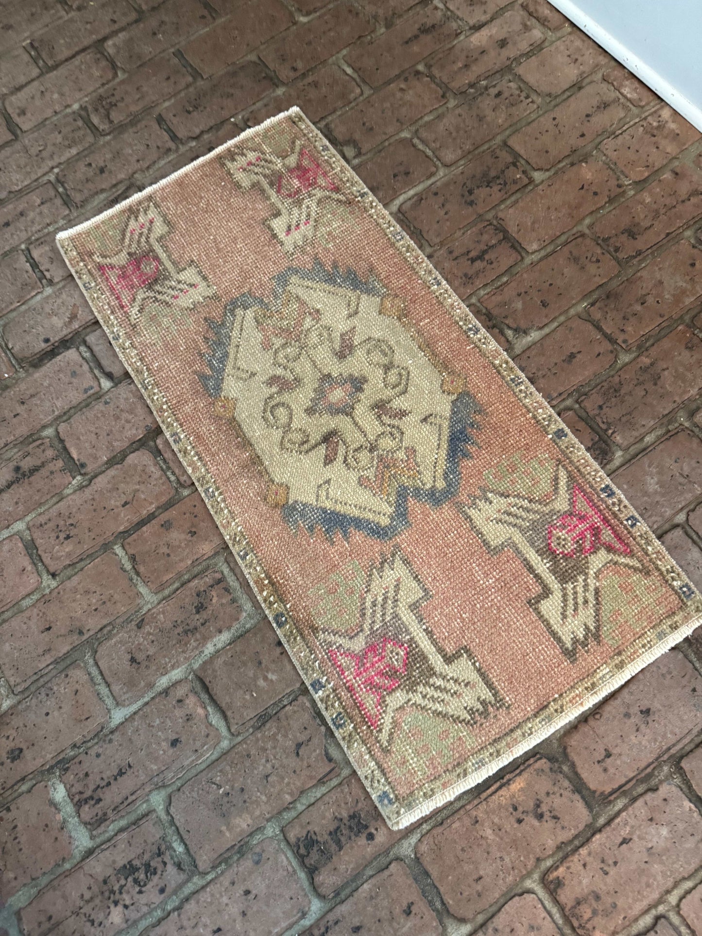1'6" x 3'3" Turkish Rug Mat