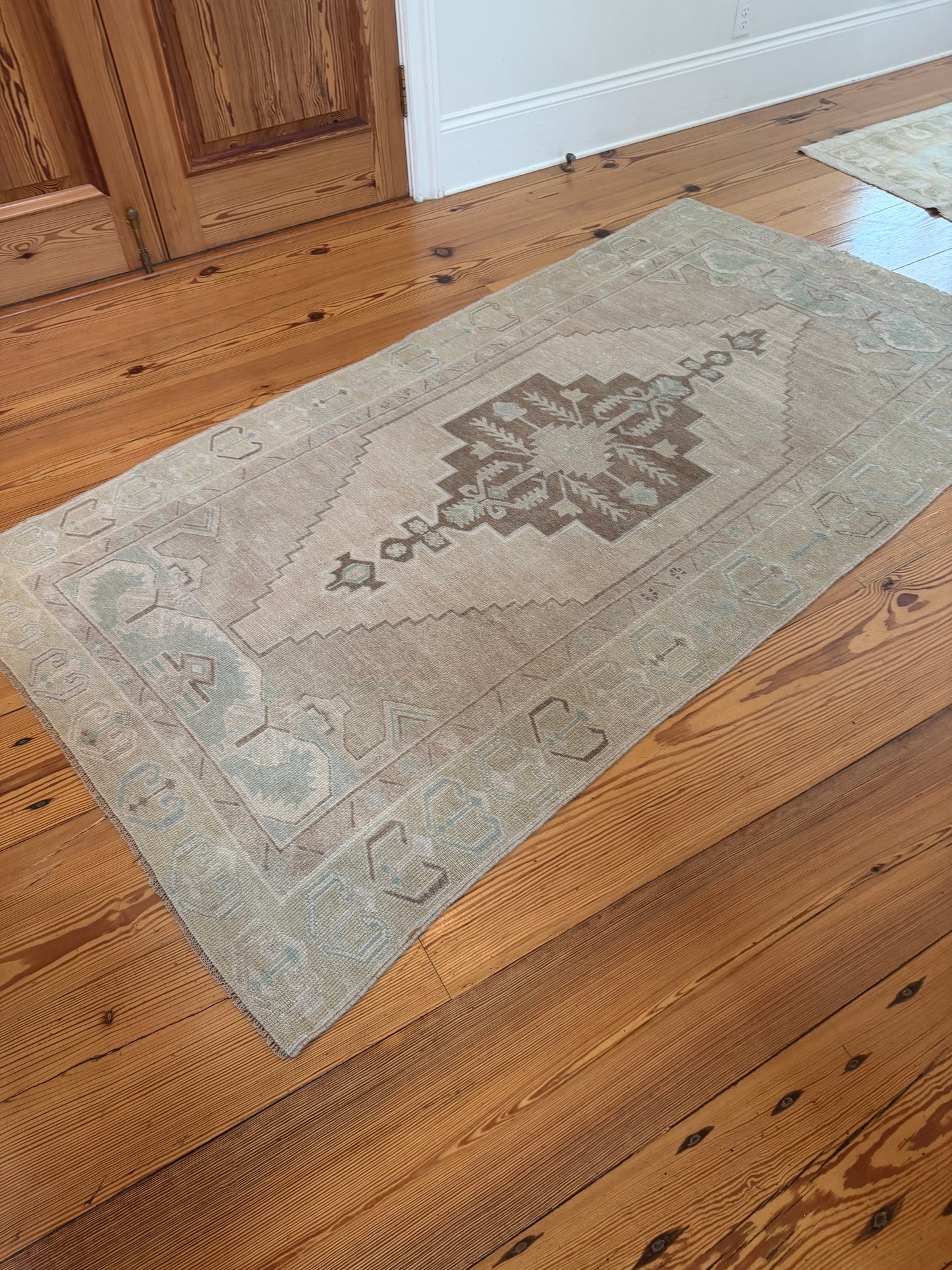4'3" x 8'2" Area Rug