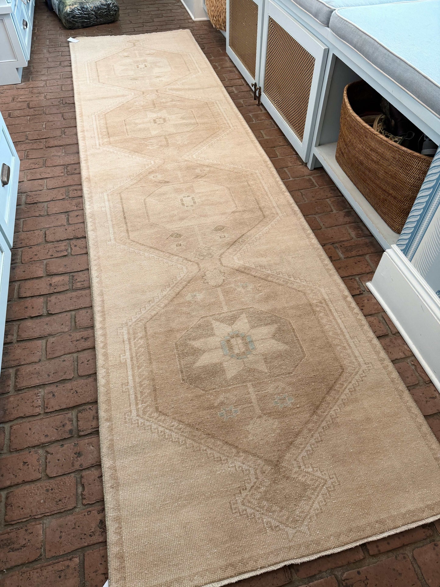 picture of a rug