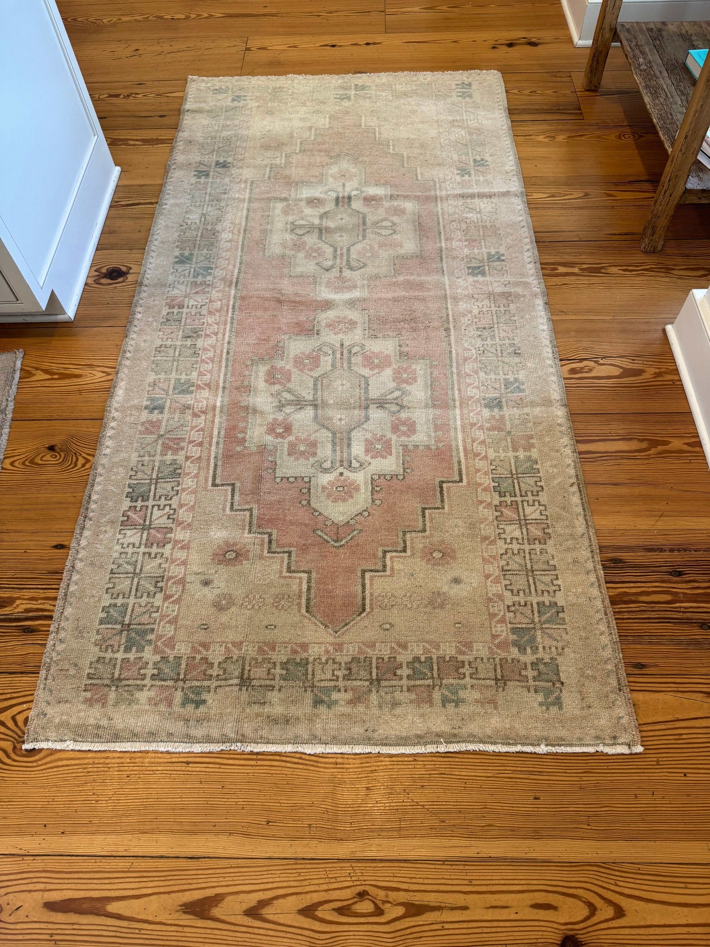 3'5" x 7' Area Rug with Soft Red and Beige