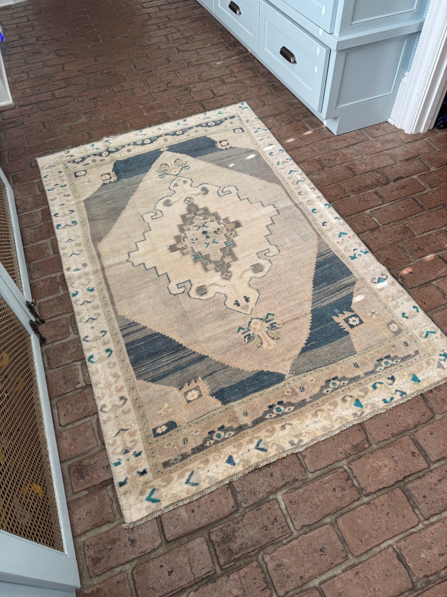3'8" x 5'9" Area Rug with Slate Blue