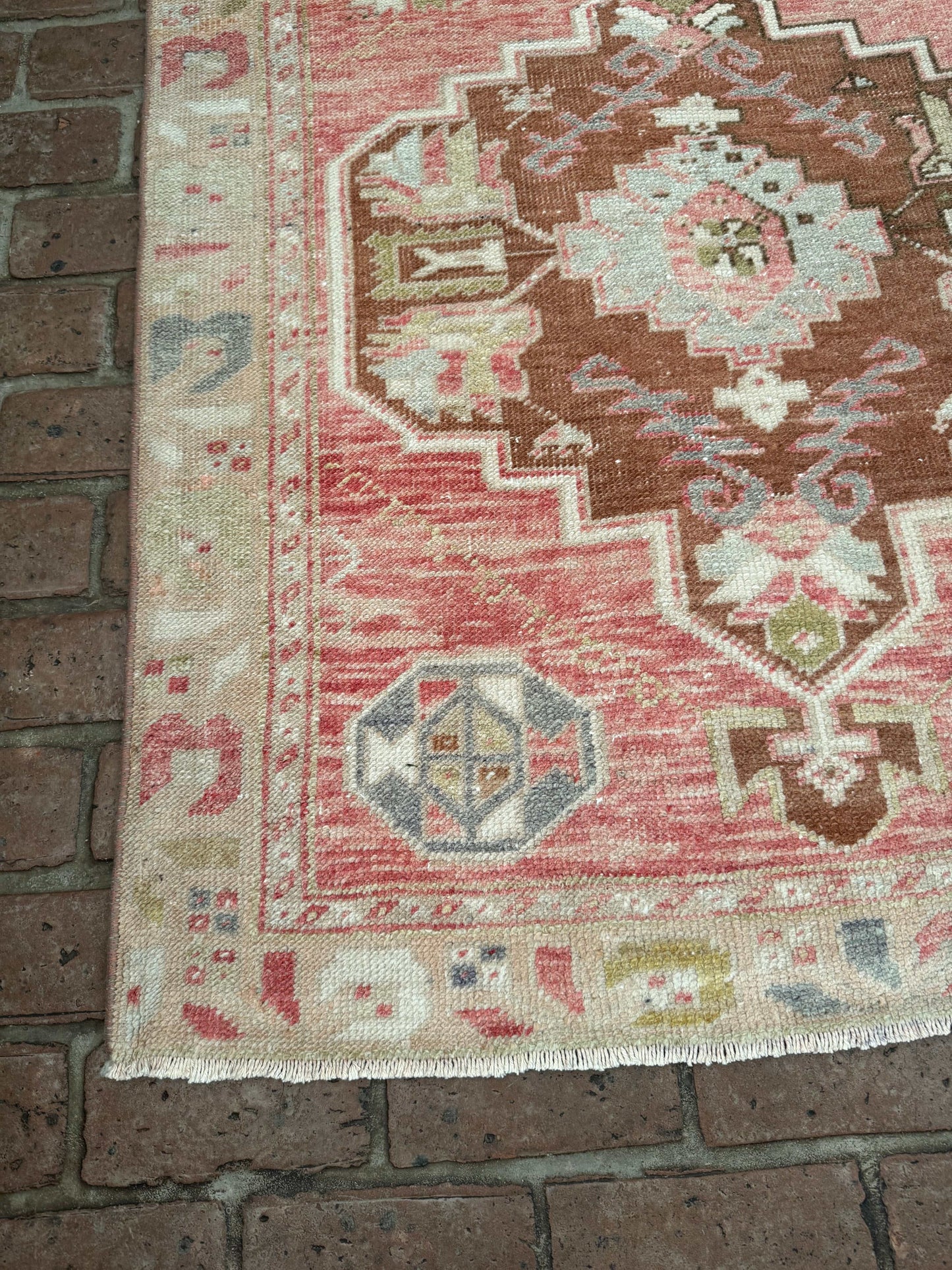 3'4" x 6'4" Area Rug