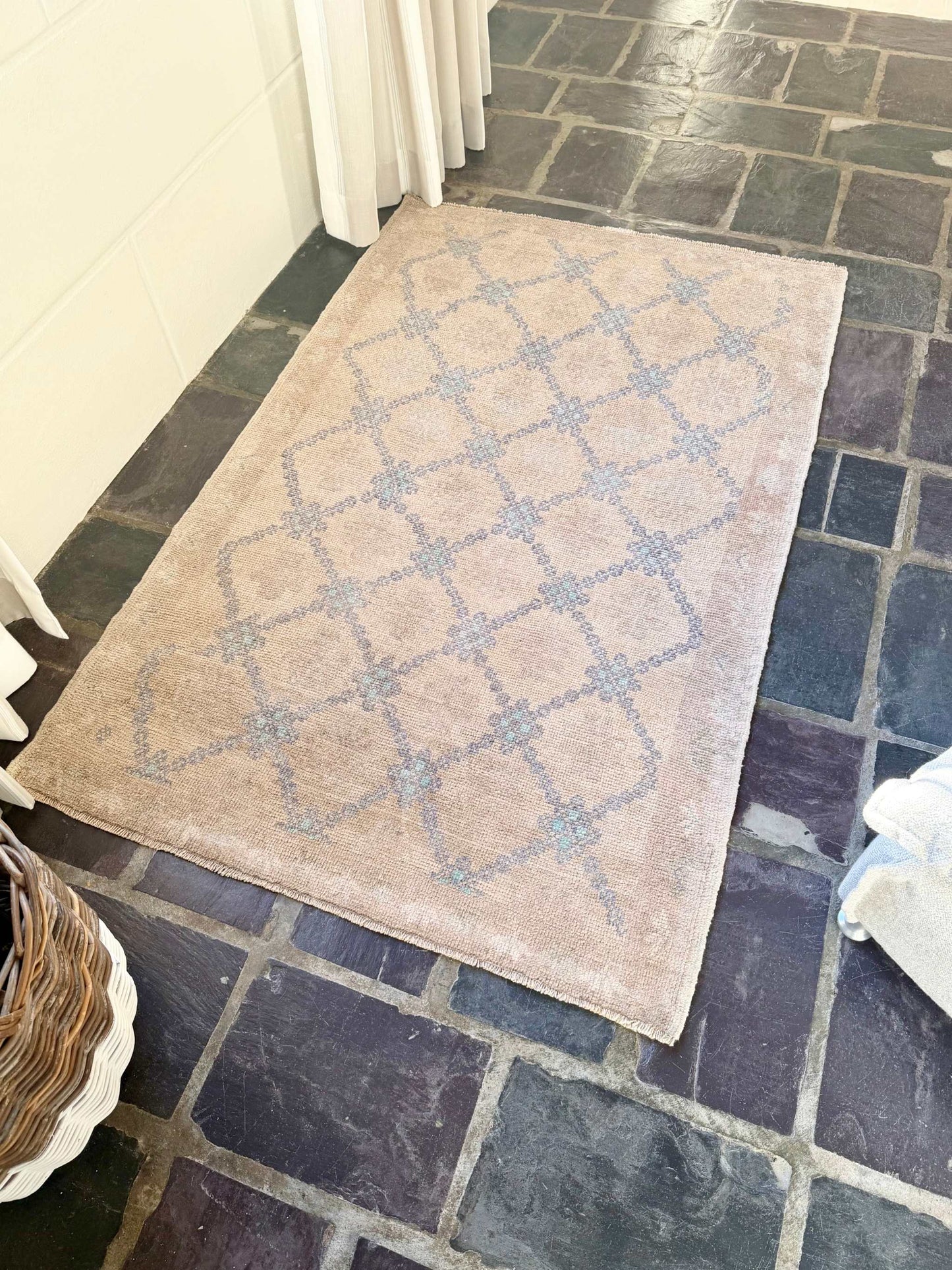 3’3”x5’2” Vintage Turkish Area Rug