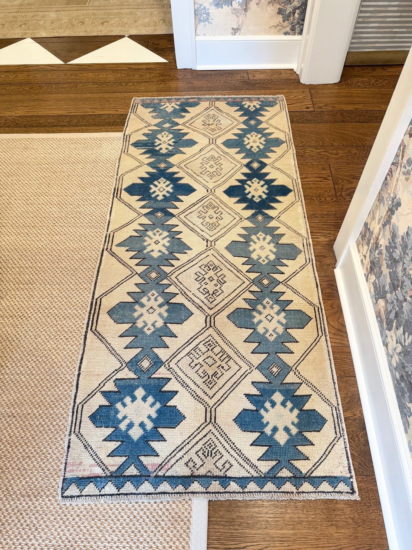 2’10”x6’4” Colorful Oushak Runner