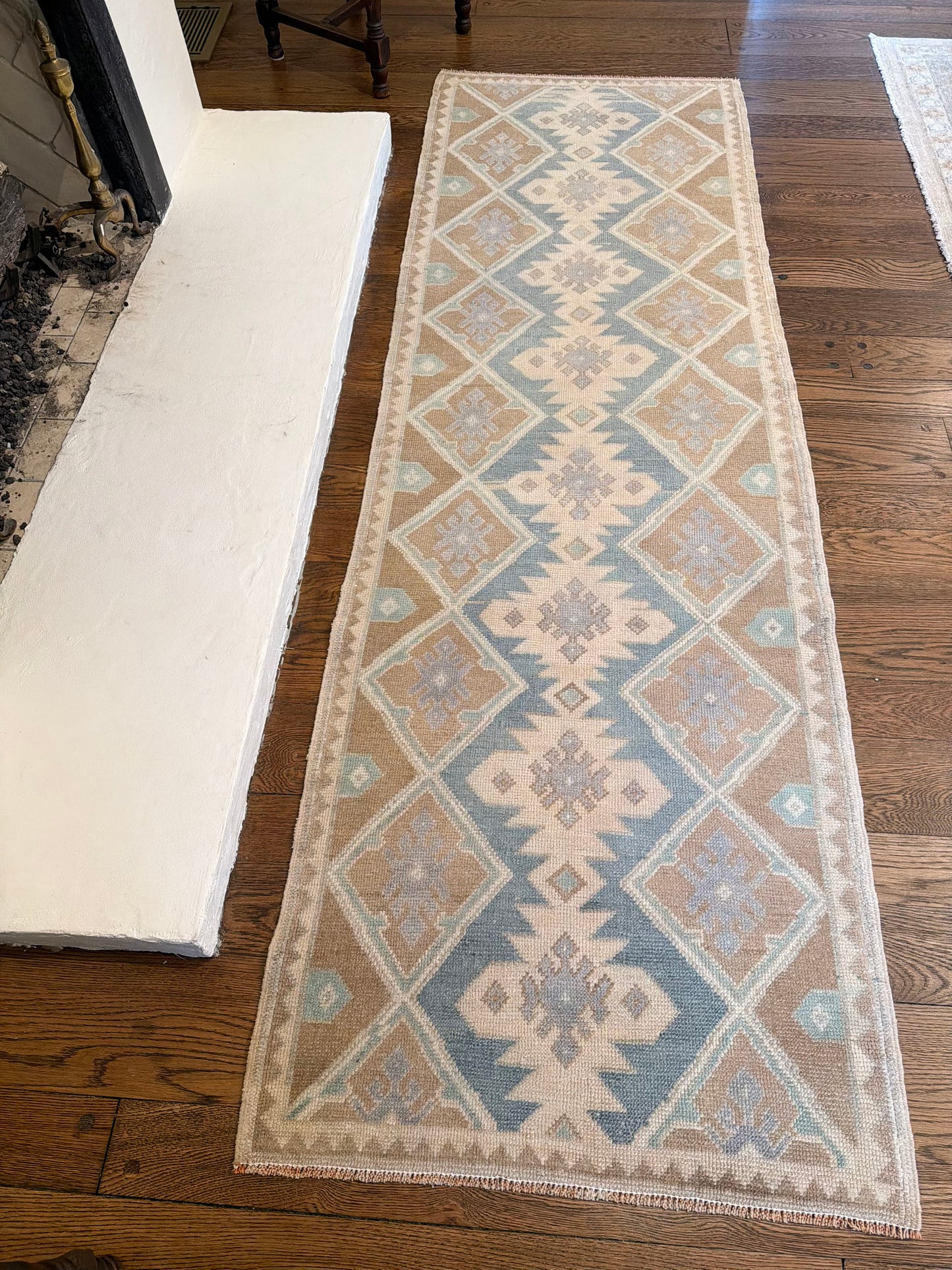 2’9”x8’6” Stunning Turkish Runner