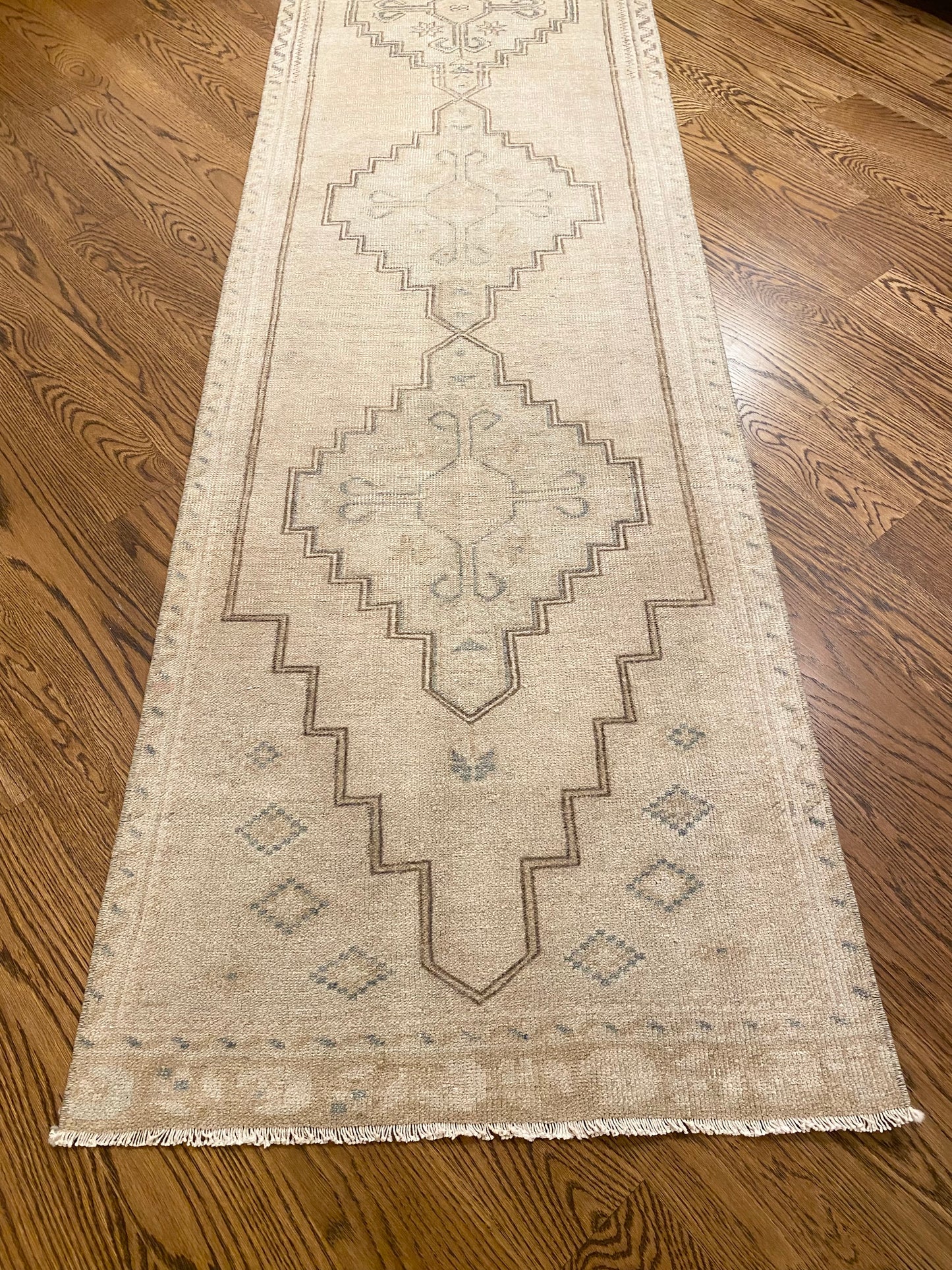 2’8”x9’10” Vintage Oushak Muted Runner