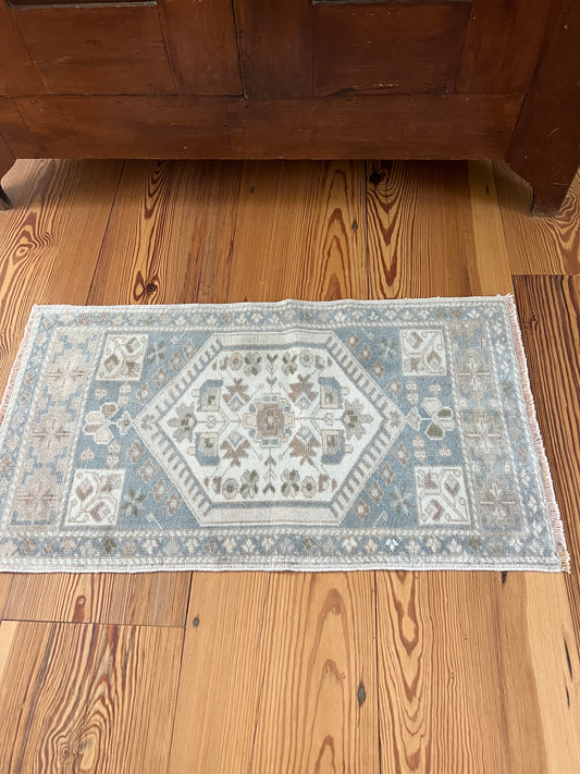 1’9” x 3’2” Mat