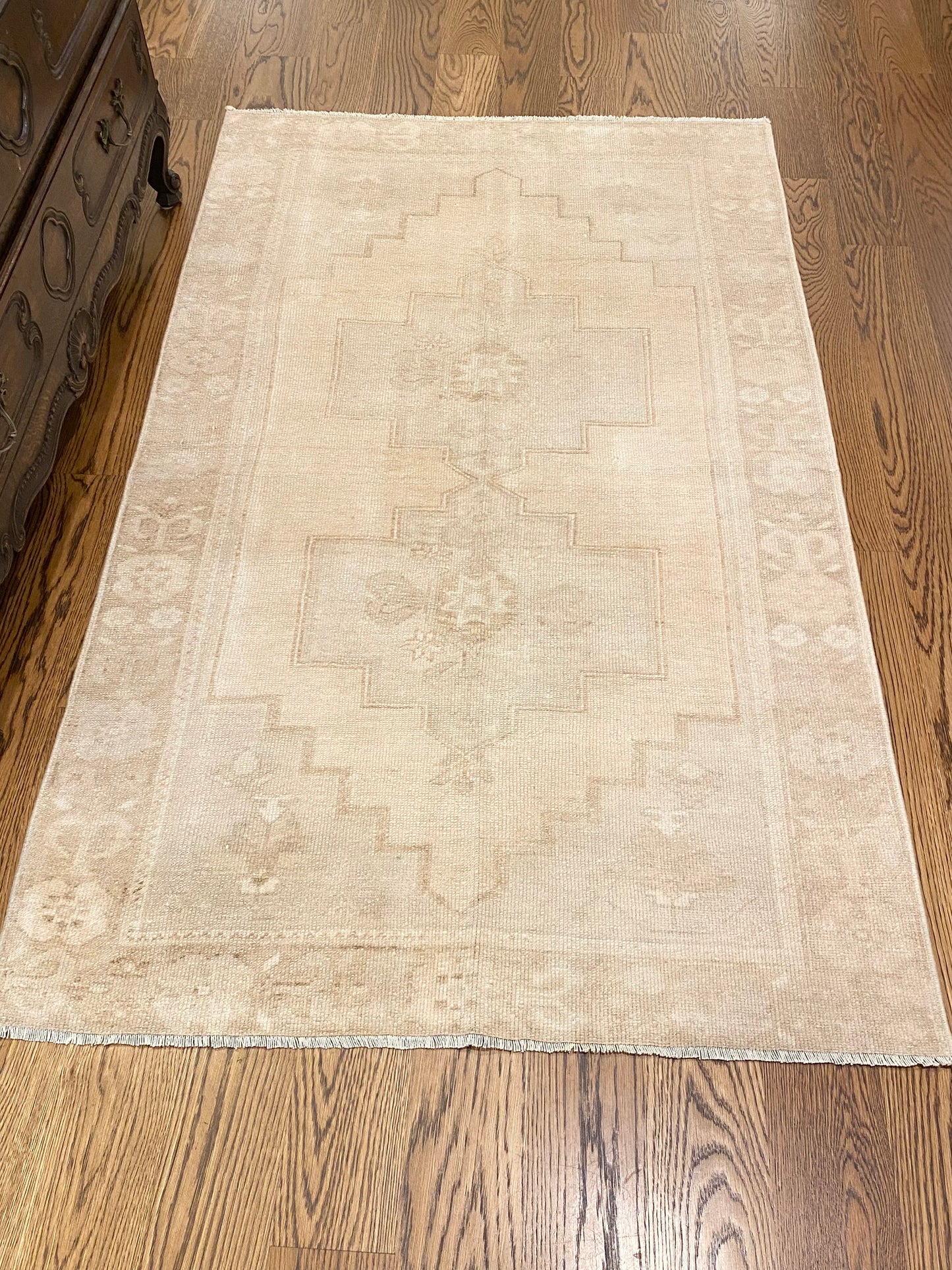 3’6”x5’11” Perfectly Muted Area Rug