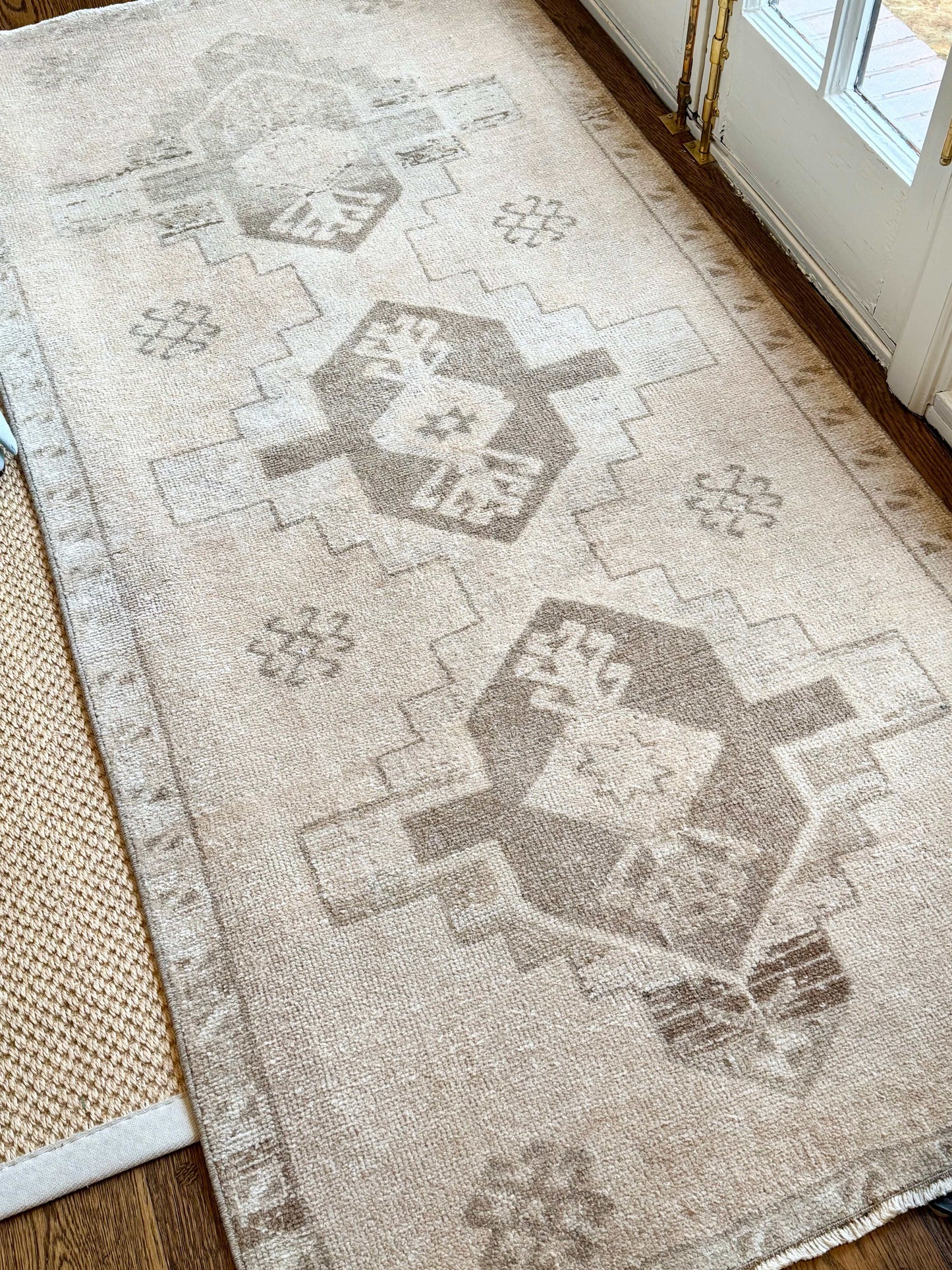 3’3”x6’11” Vintage Oushak Runner