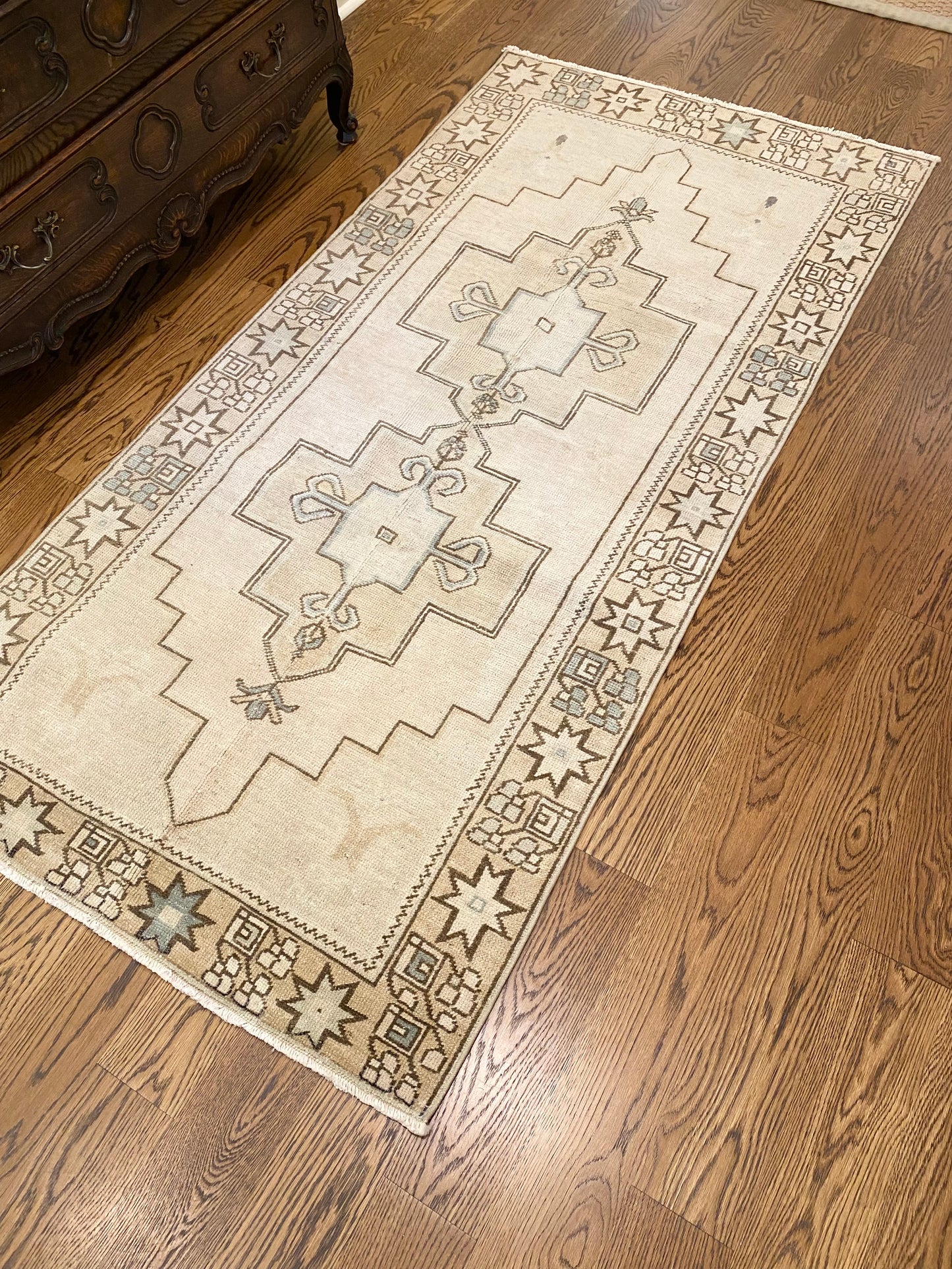 3’5”x7’3” Oushak Area Rug