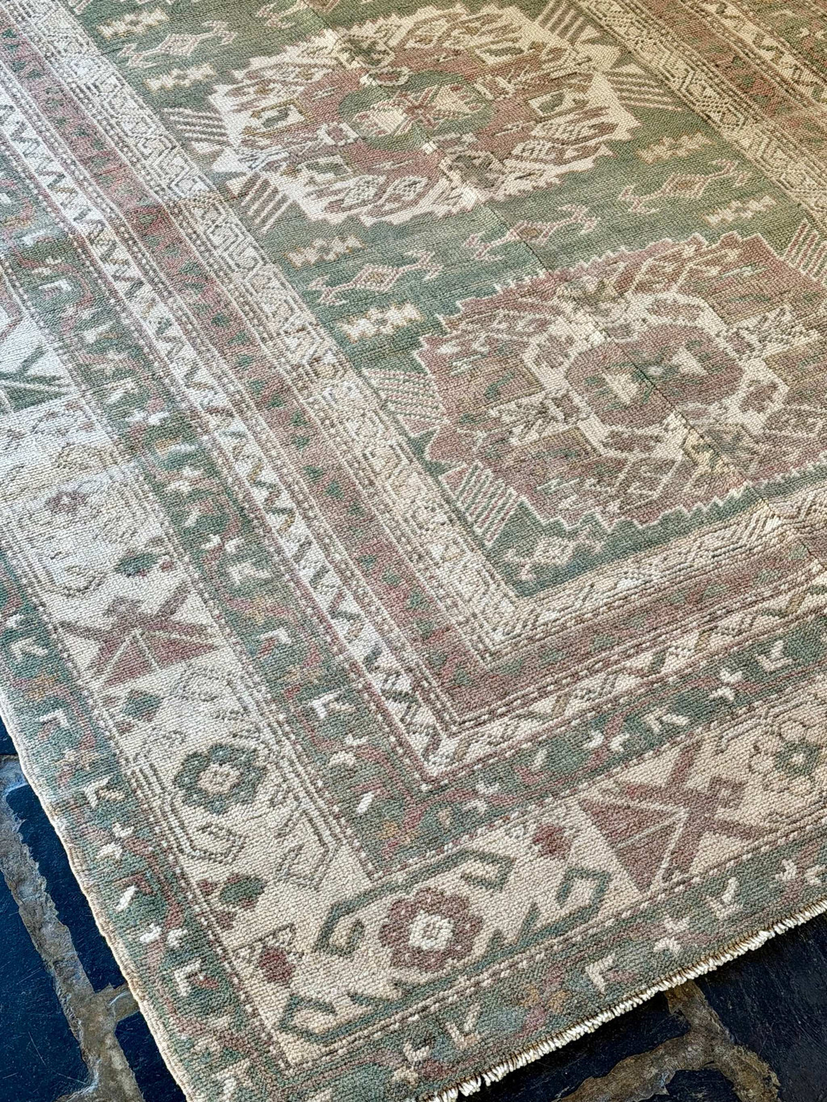 4’4”x6’5” Olive Green and Dusty Rose Vintage Area Rug