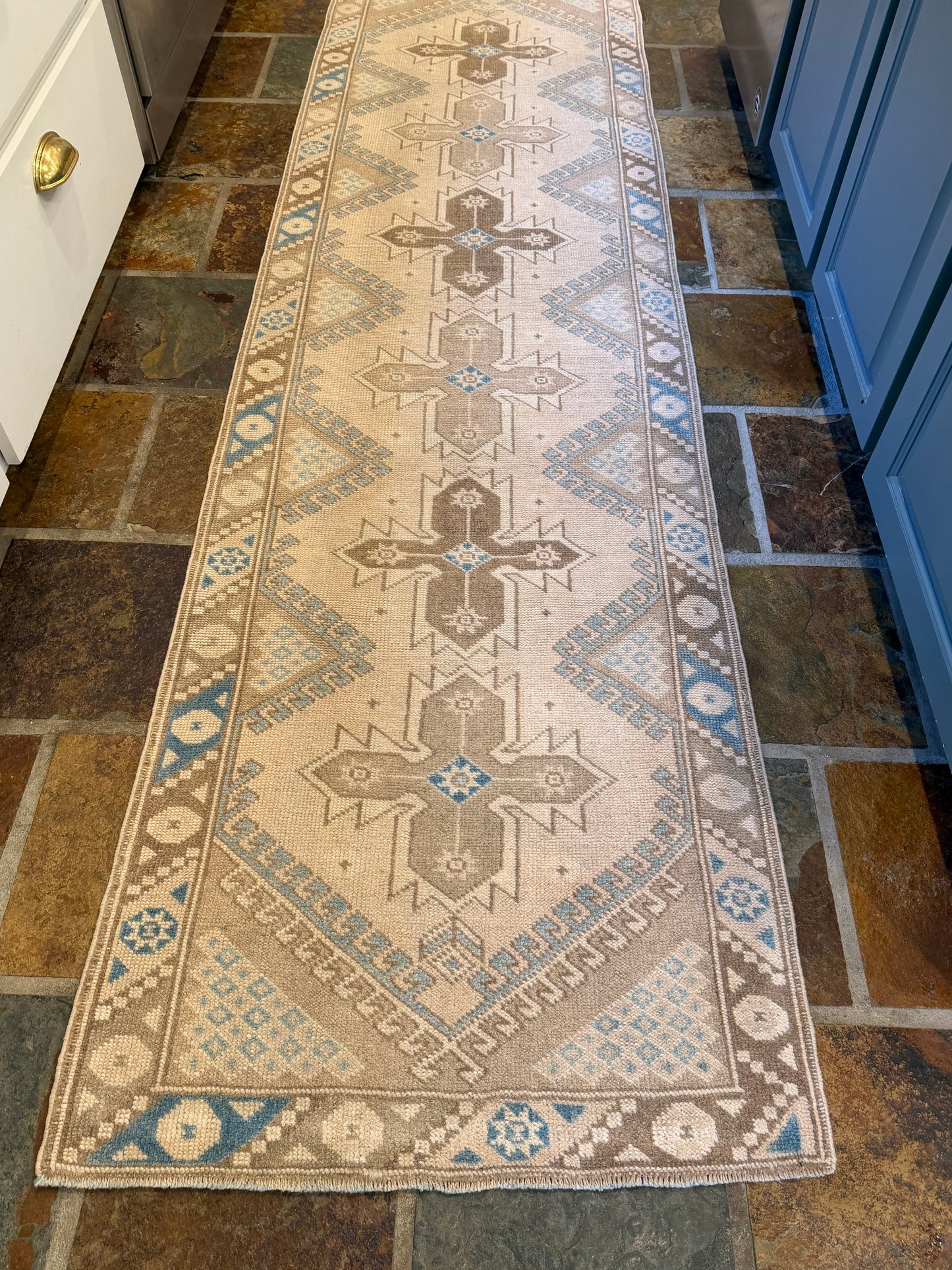 2’7”x9’5” Vintage Oushak Runner