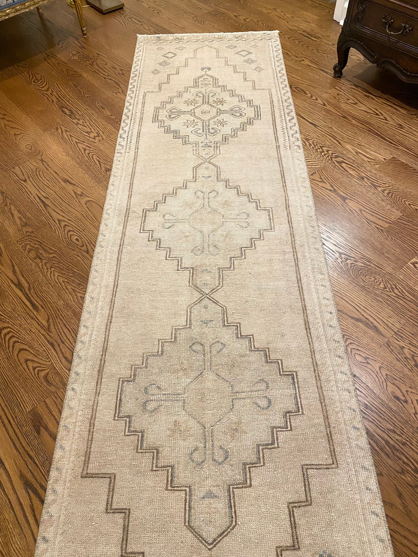 2’8”x9’10” Vintage Oushak Muted Runner