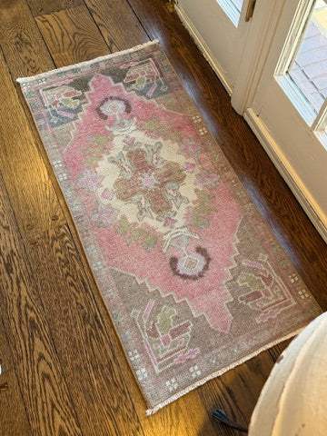 1'9" x 3'9" Turkish Mat