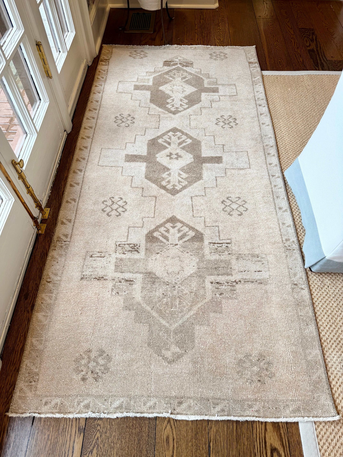 3’3”x6’11” Vintage Oushak Runner