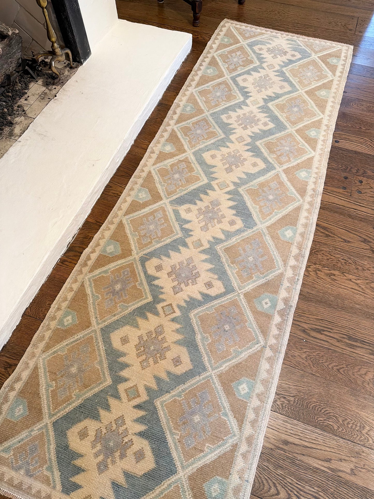 2’9”x8’6” Stunning Turkish Runner
