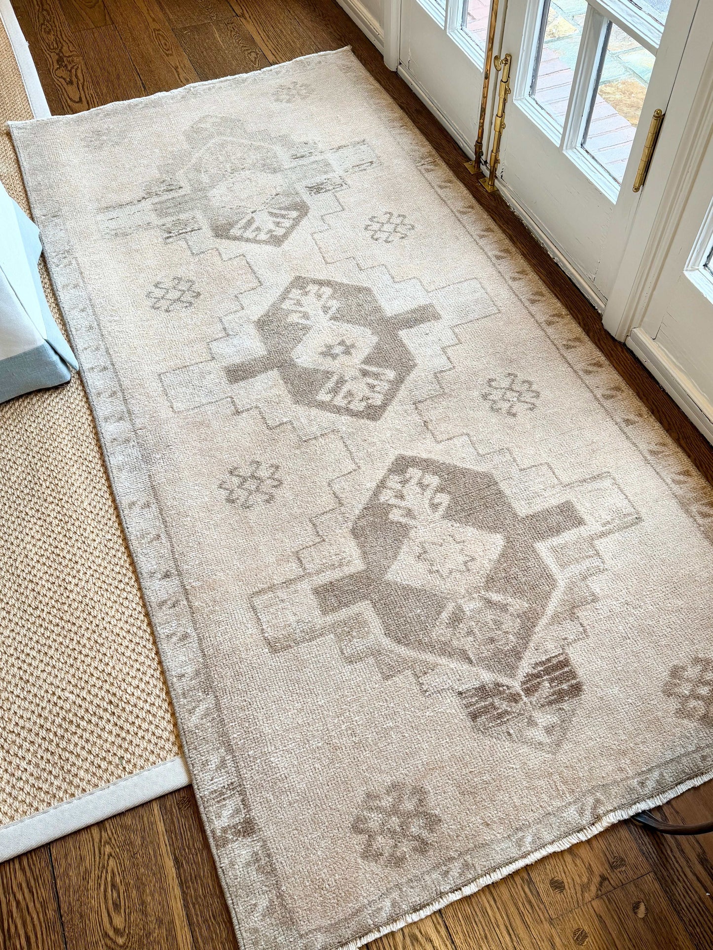 3’3”x6’11” Vintage Oushak Runner