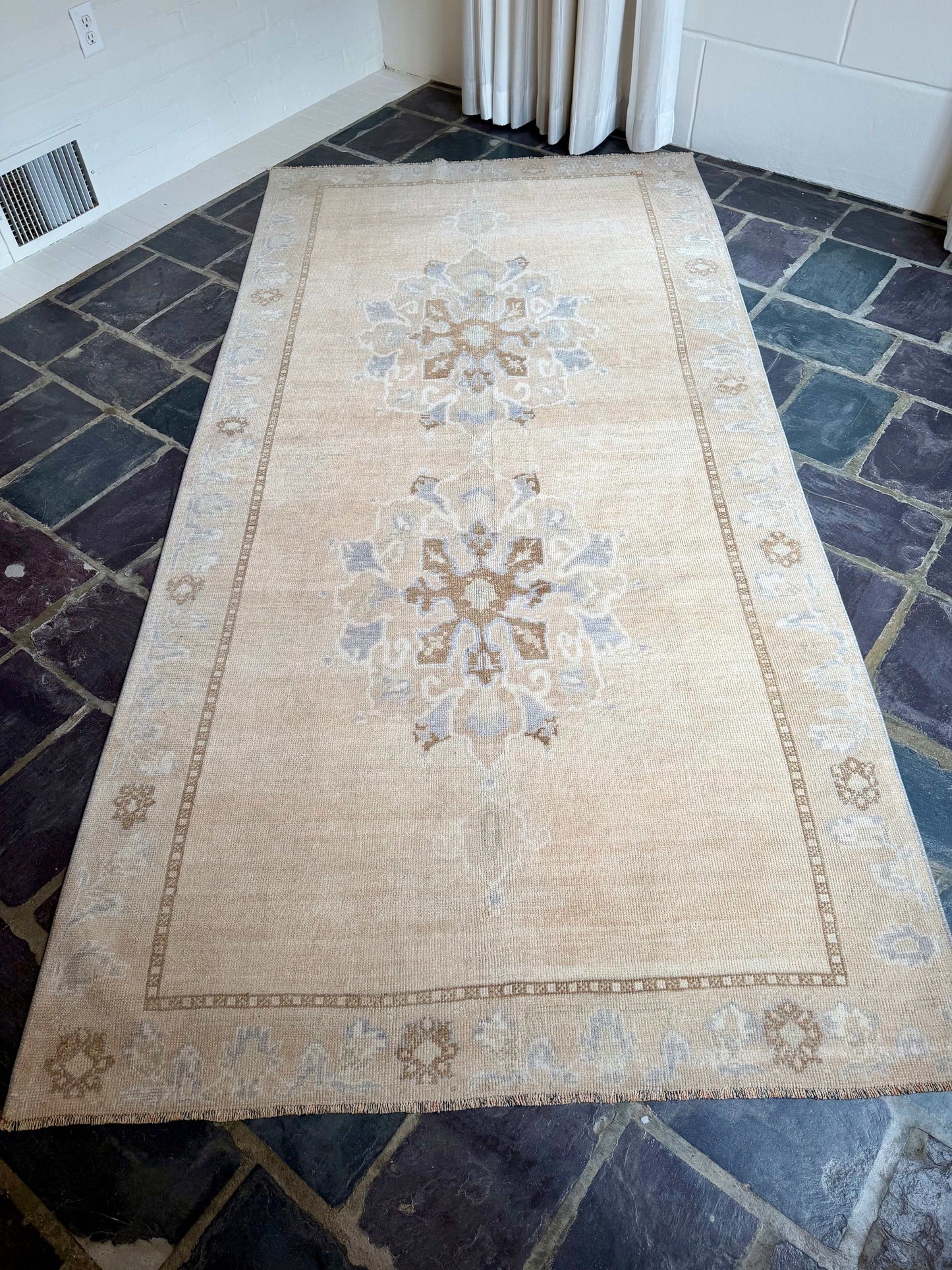 4’6”x9’1” Vintage Oushak Gallery Runner