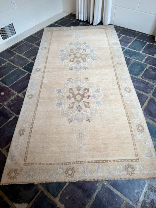 4’6”x9’1” Vintage Oushak Gallery Runner