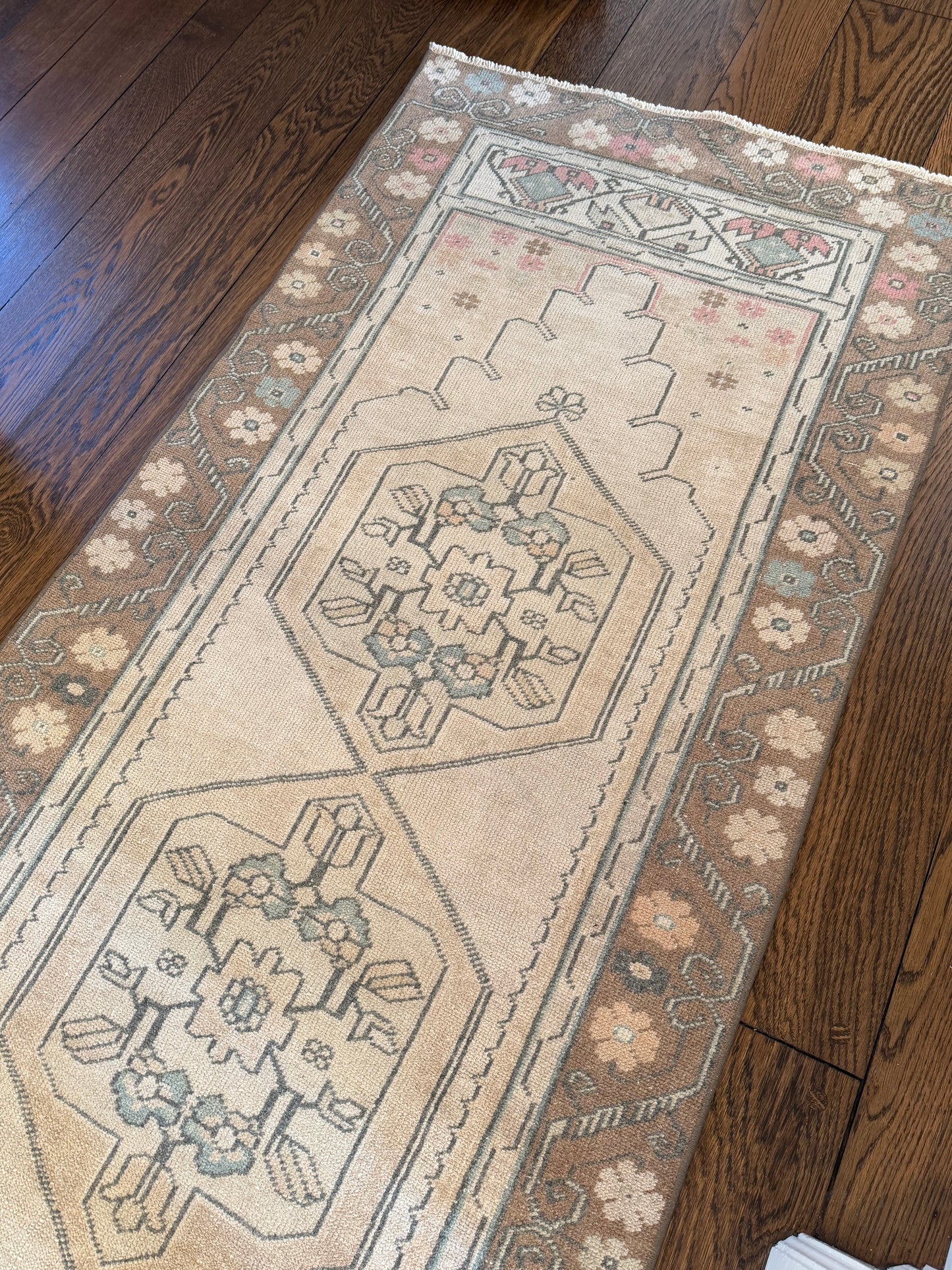 3’0”x9’6” Oushak Runner