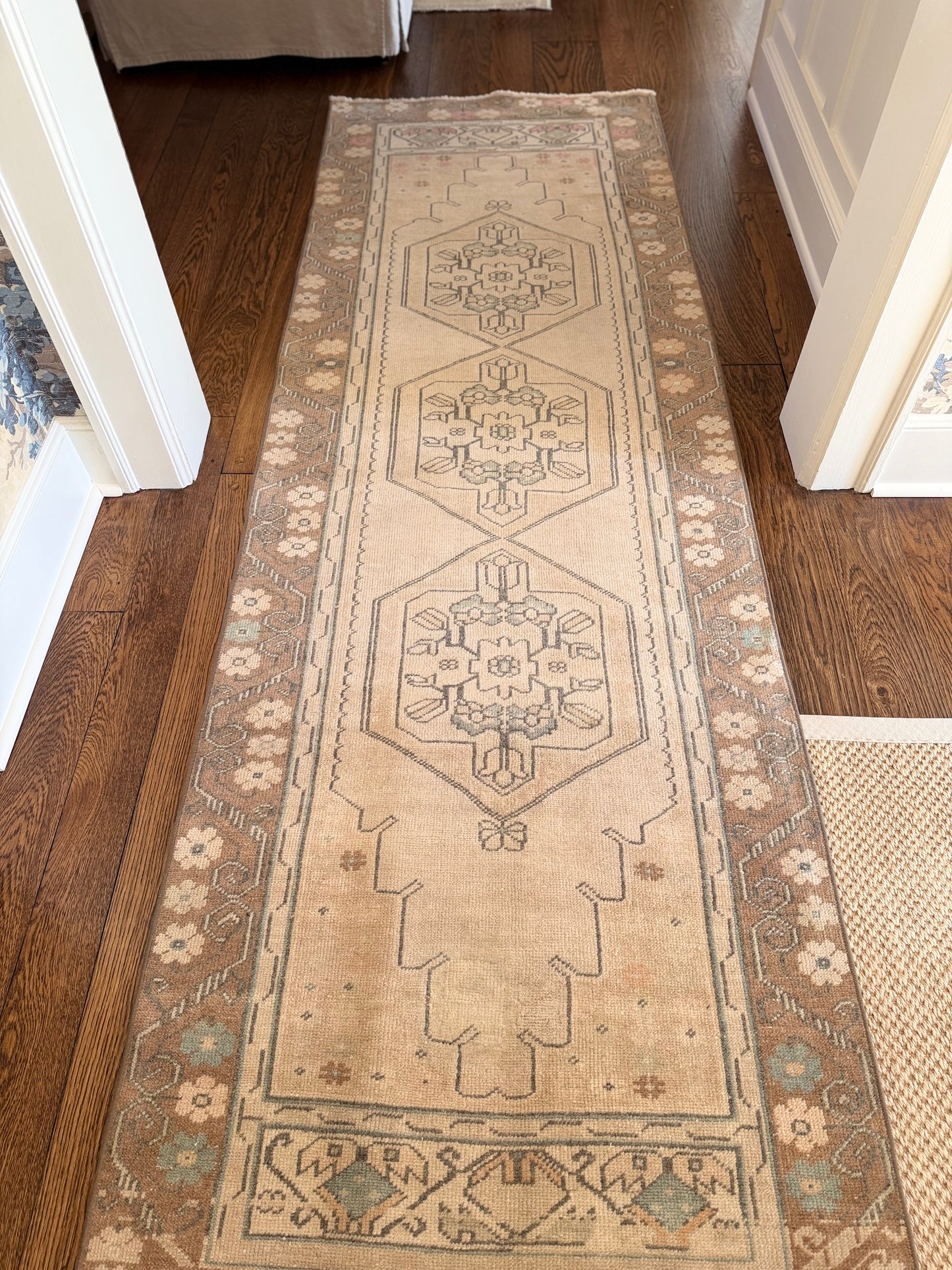 3’0”x9’6” Oushak Runner