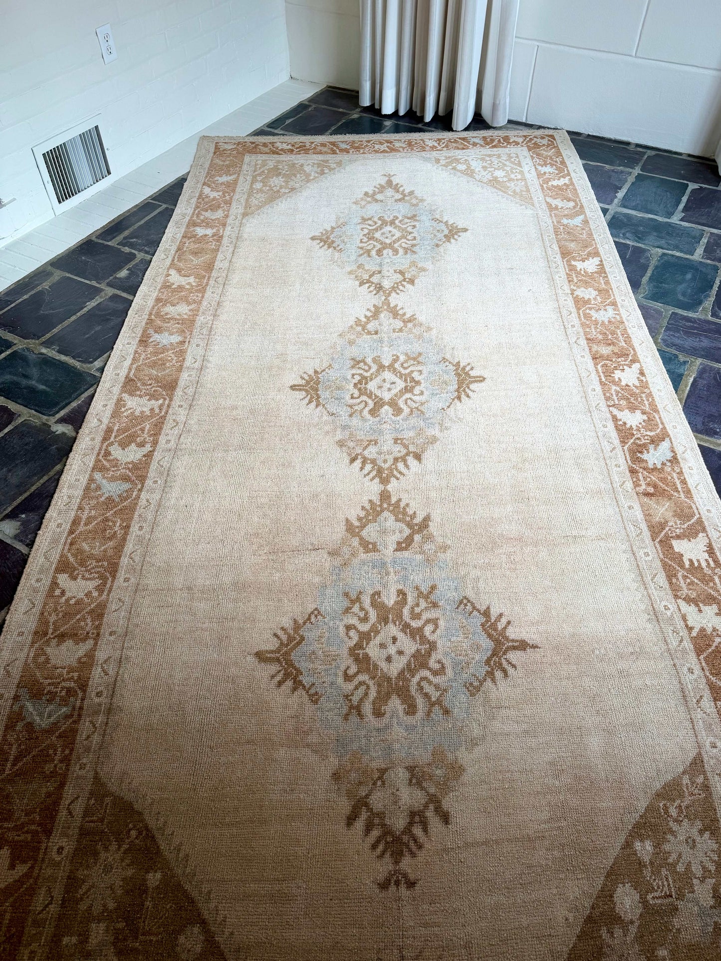 5’5”x11’7” Vintage Oushak Gallery Runner