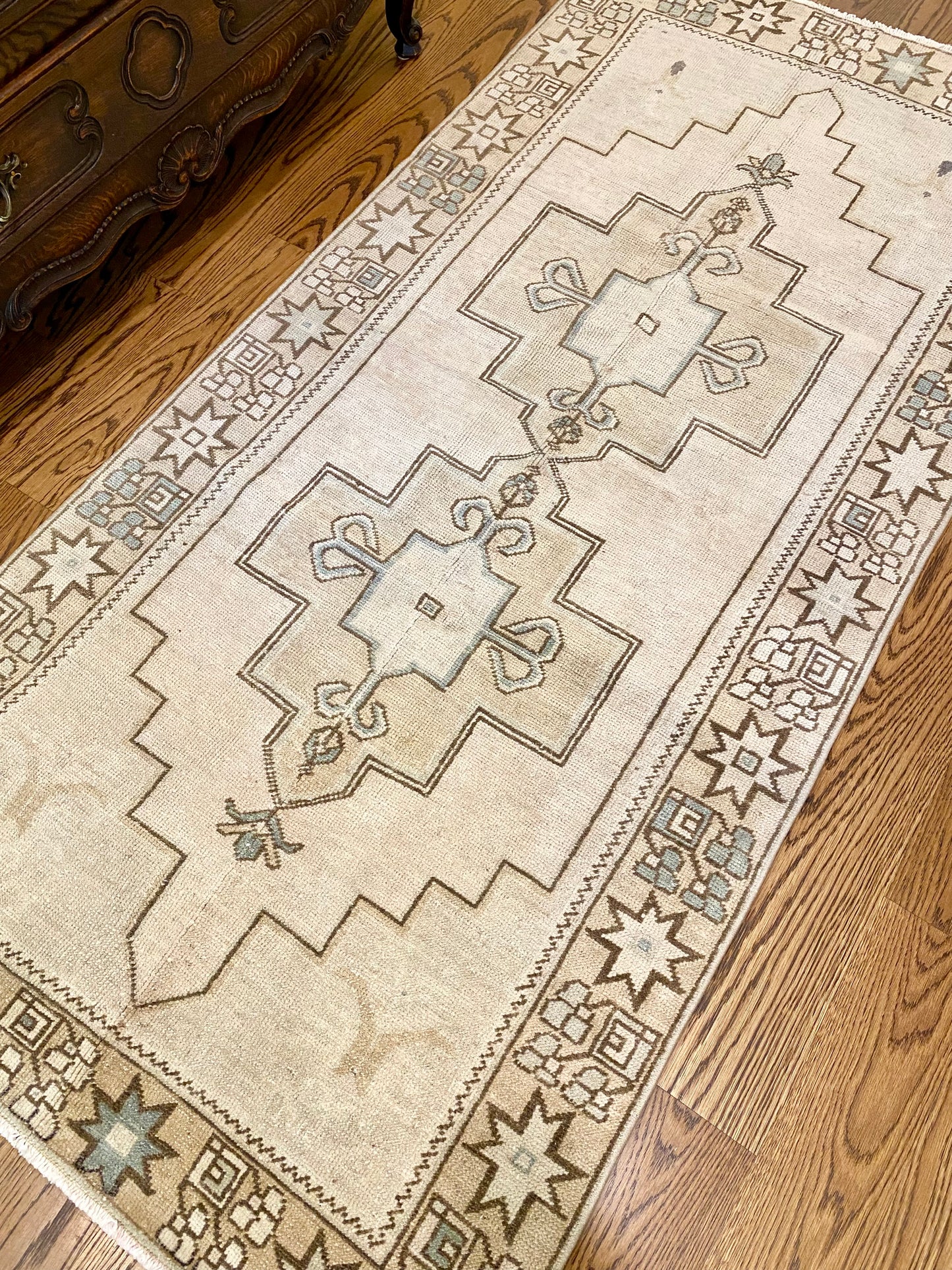 3’5”x7’3” Oushak Area Rug