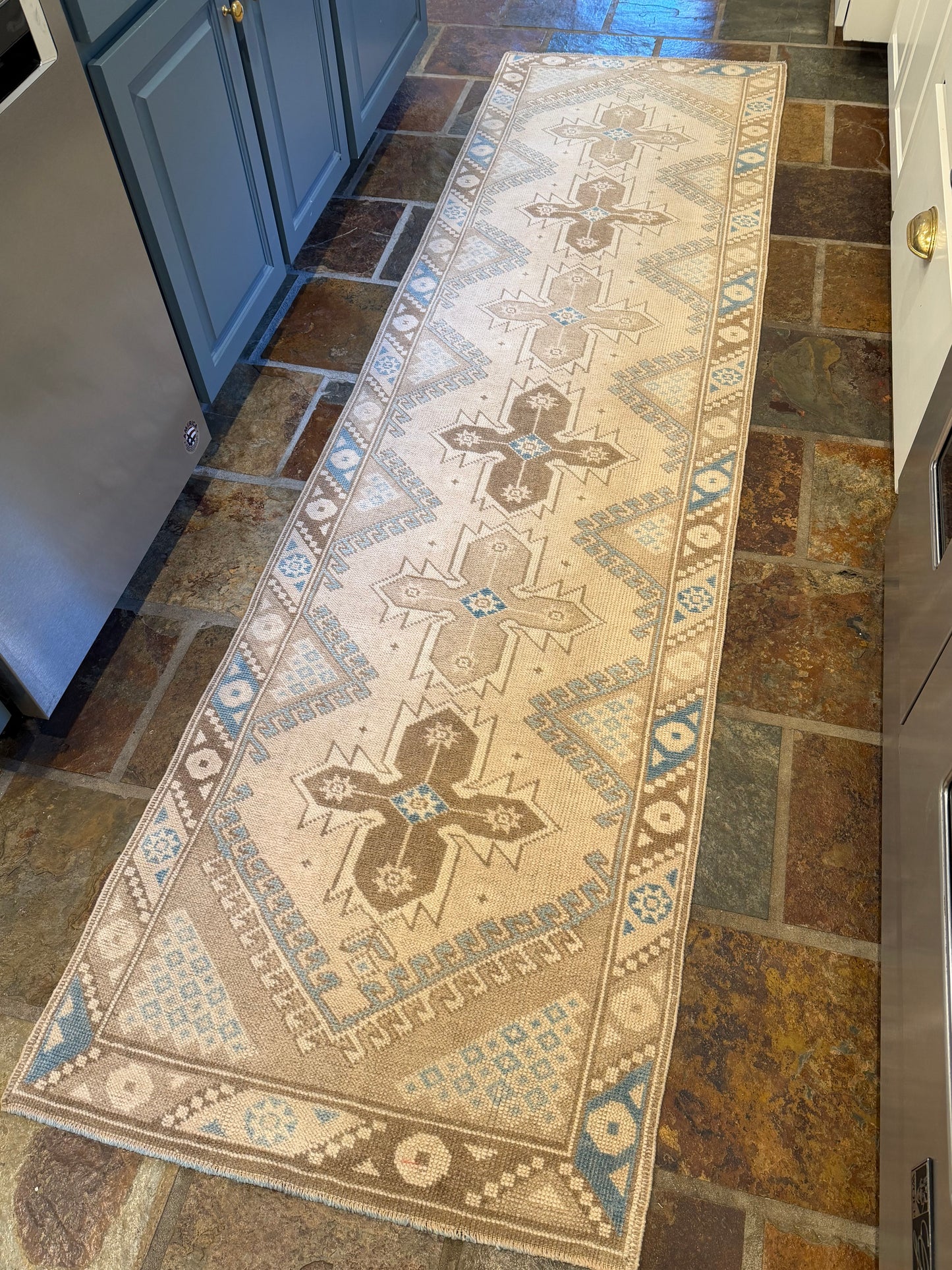 2’7”x9’5” Vintage Oushak Runner