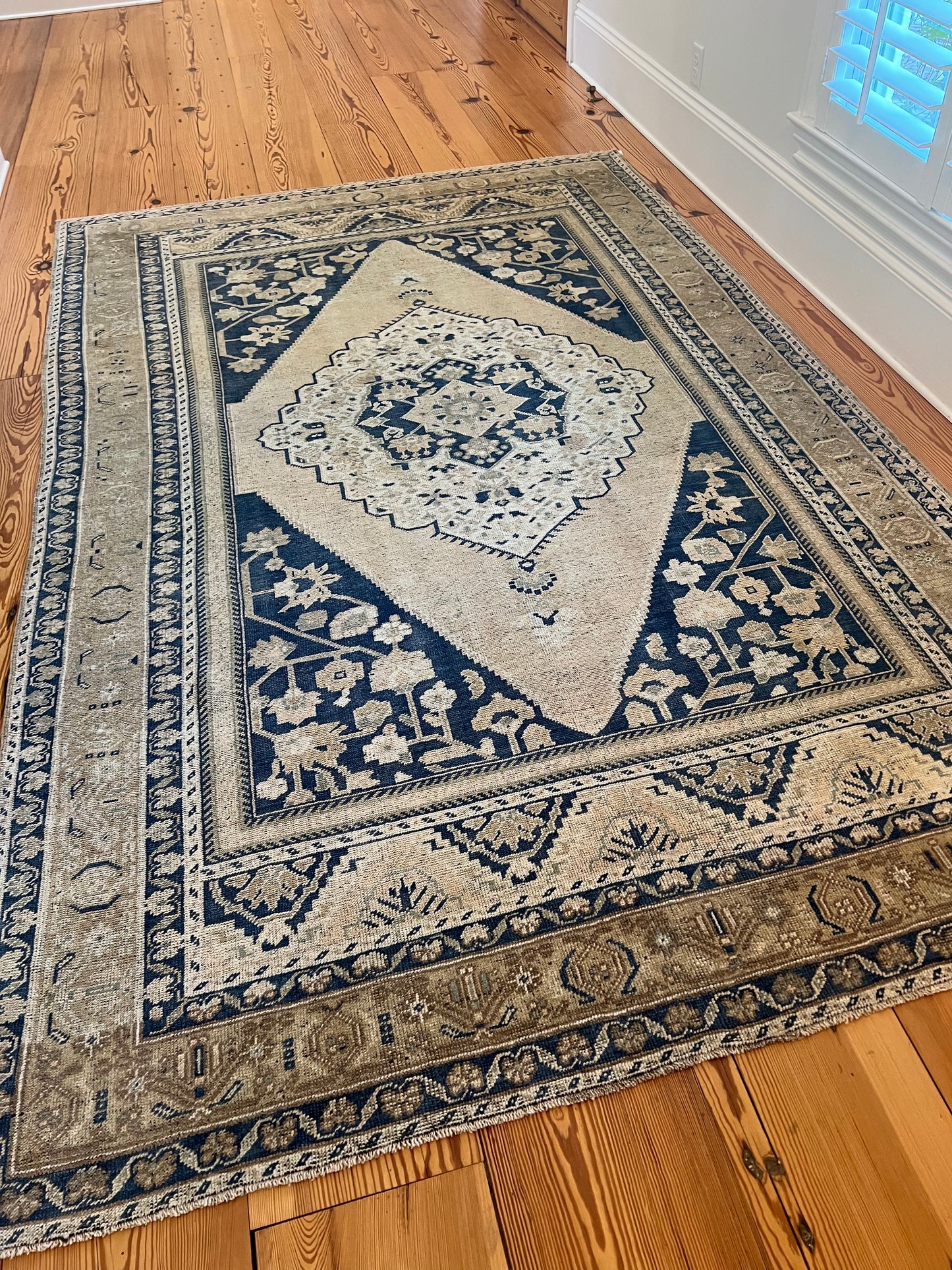 6'4" x 10'1" Large Area Rug with Navy