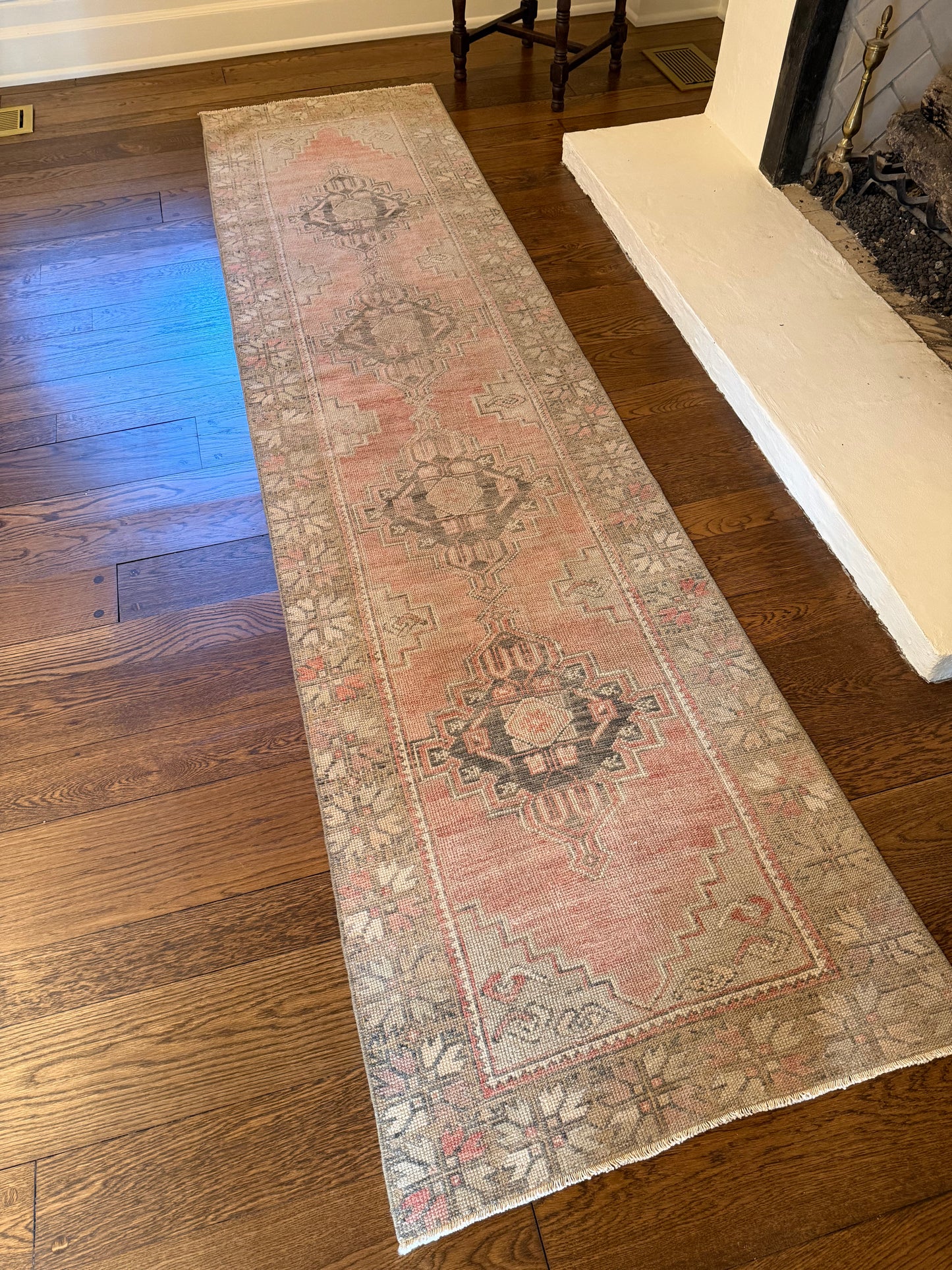 2’8”x10’6” Vintage Oushak Runner