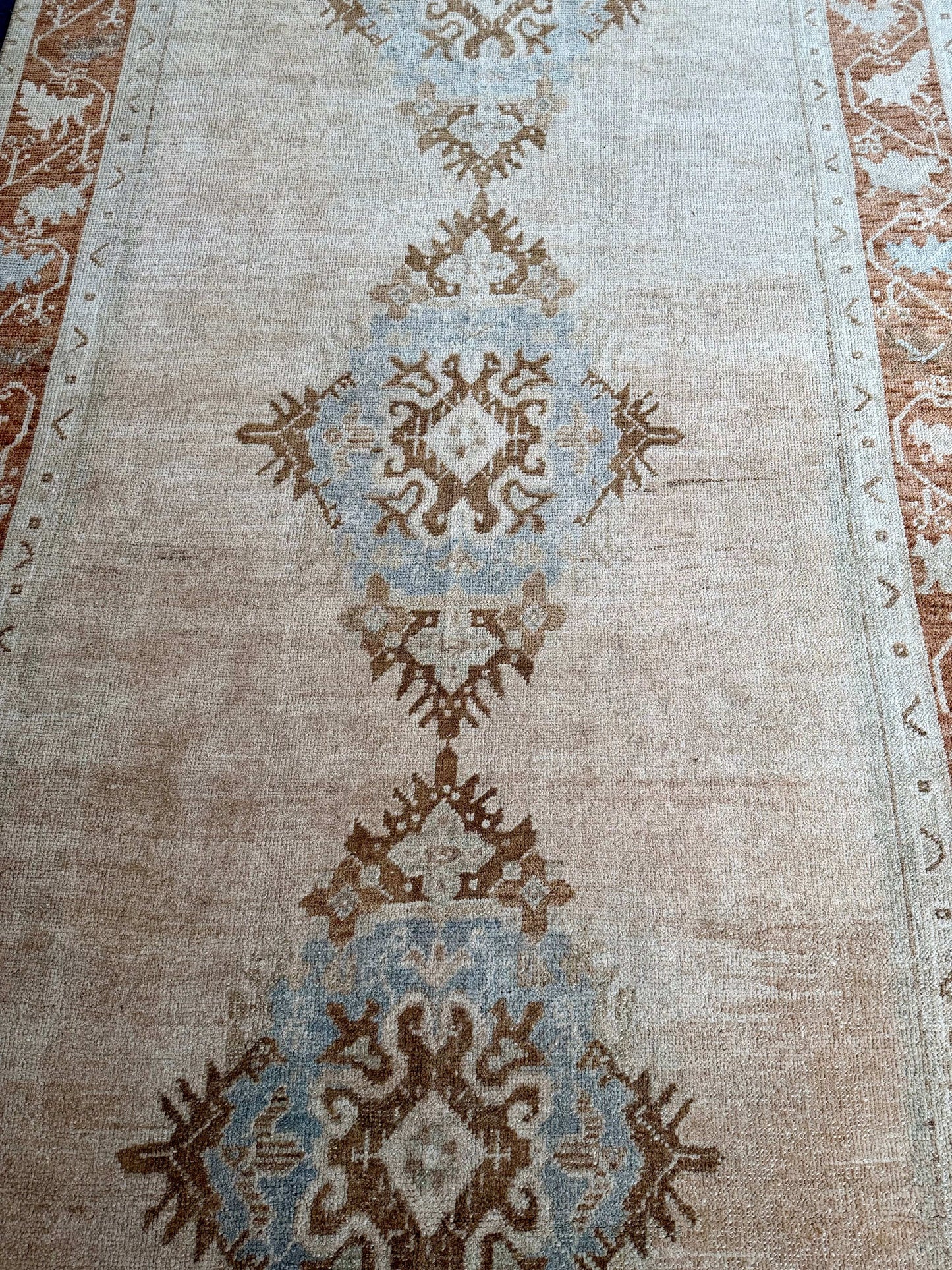 4’9”x10’10” Vintage Oushak Gallery Runner