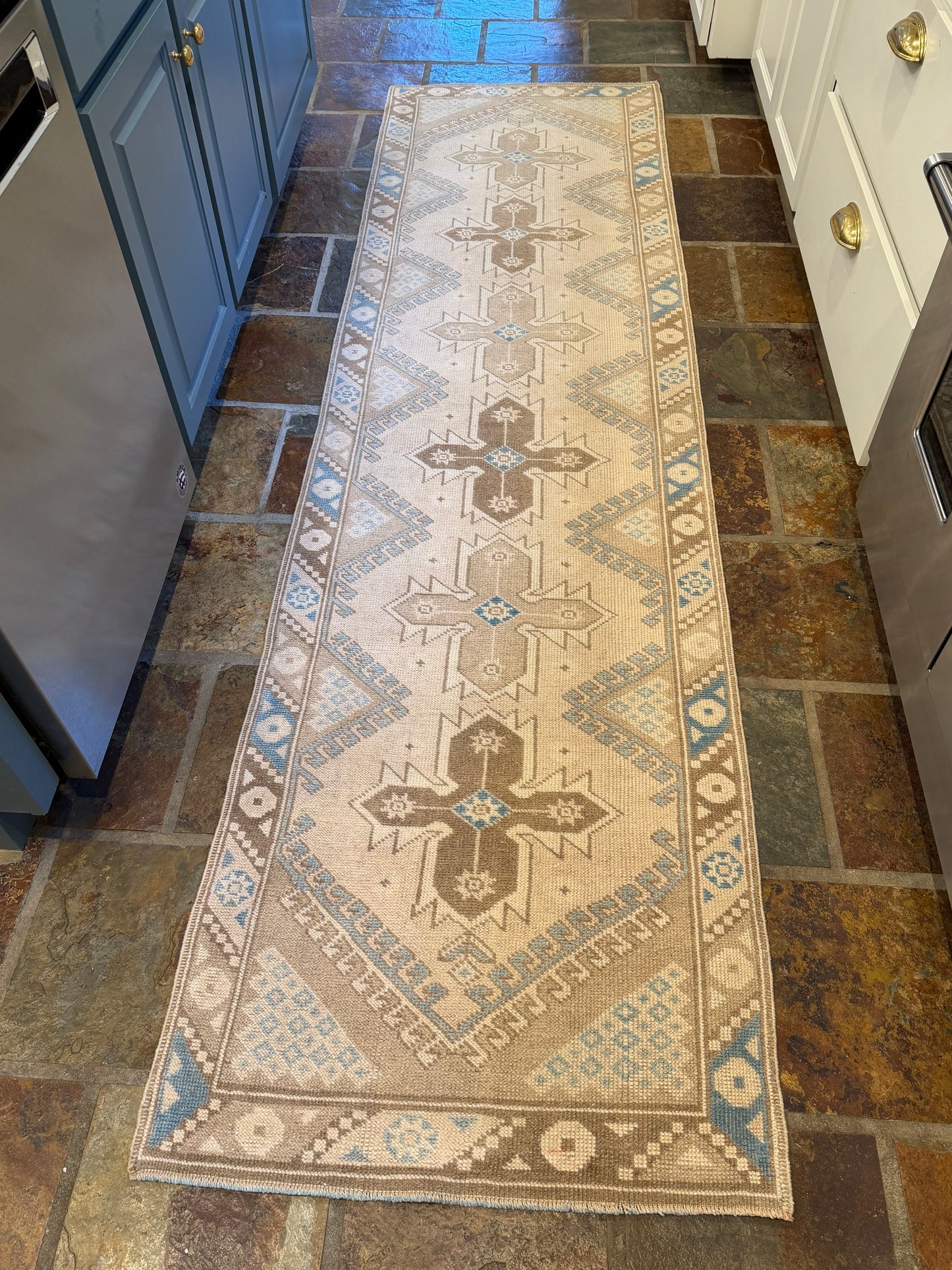 2’7”x9’5” Vintage Oushak Runner