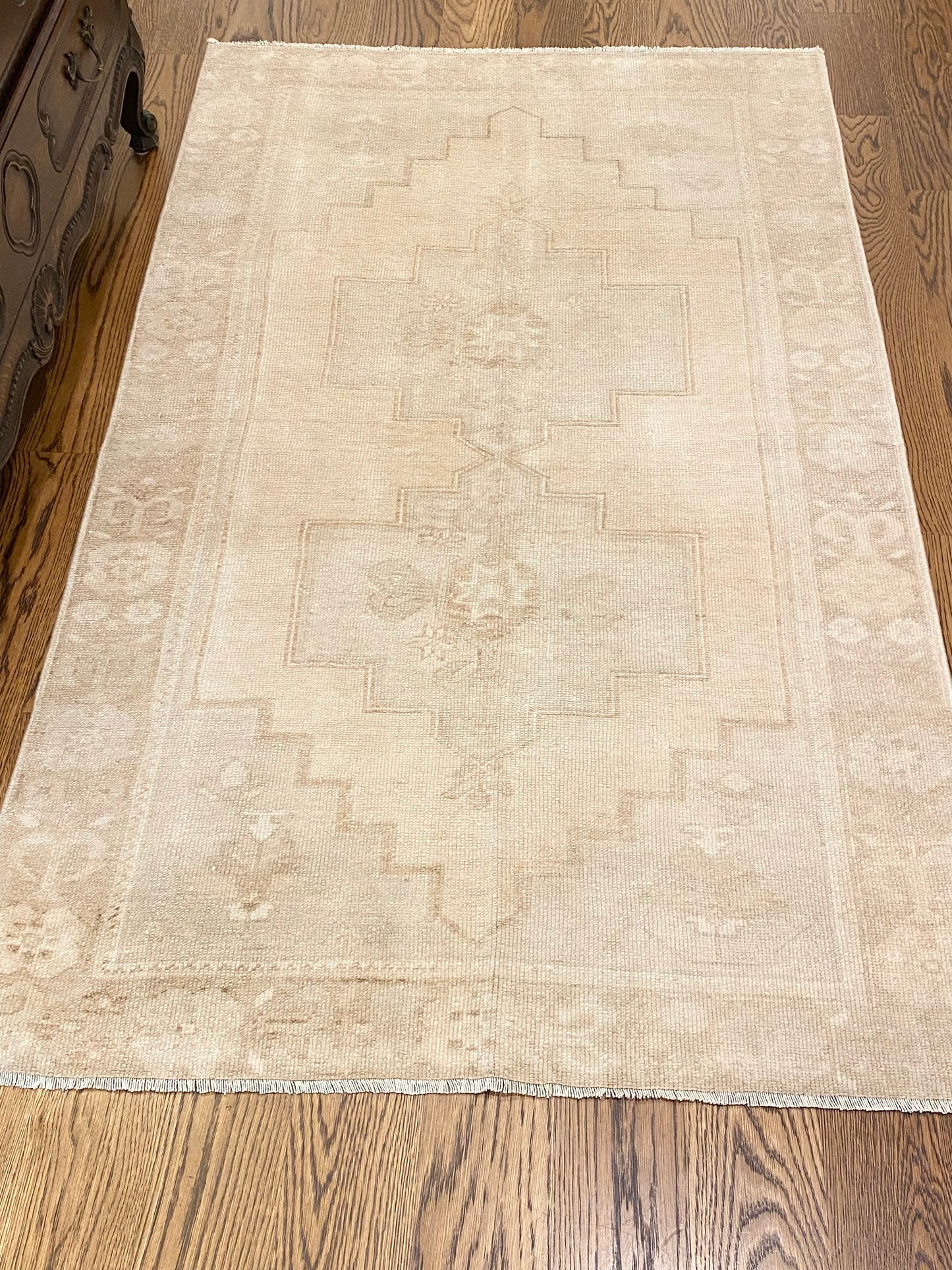 3’6”x5’11” Perfectly Muted Area Rug