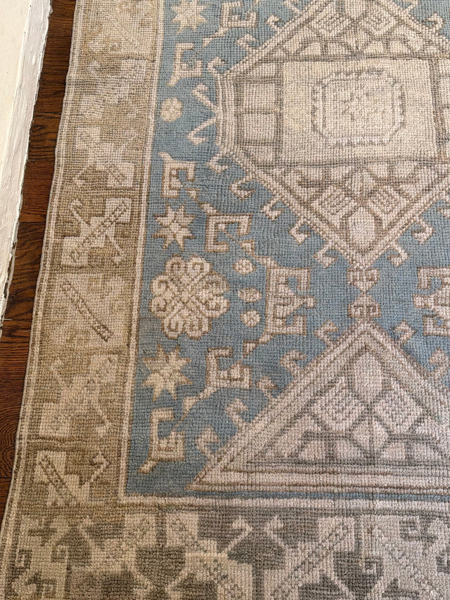 3’10”x6’1” Vintage Area Rug