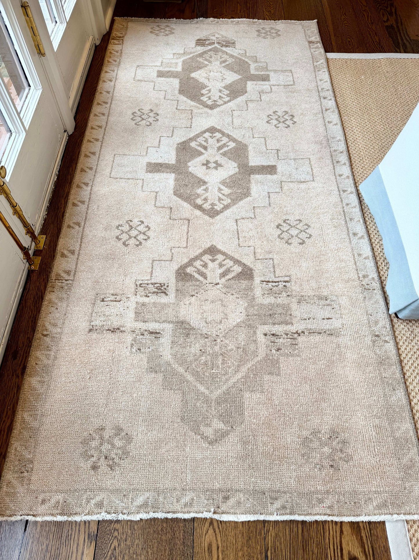 3’3”x6’11” Vintage Oushak Runner