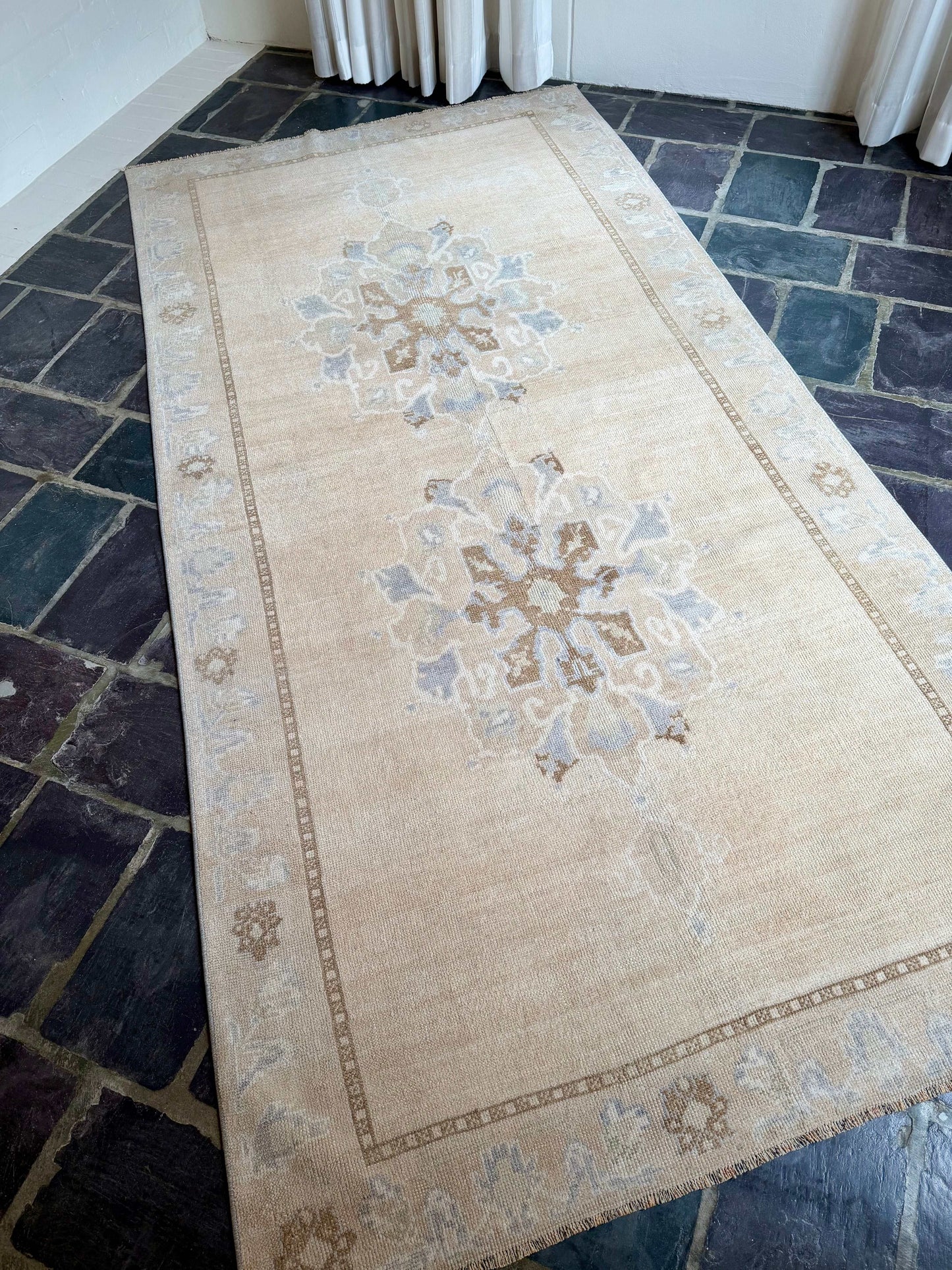 4’6”x9’1” Vintage Oushak Gallery Runner