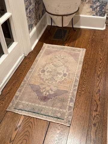 1'9' x 3'4" Small Turkish Rug