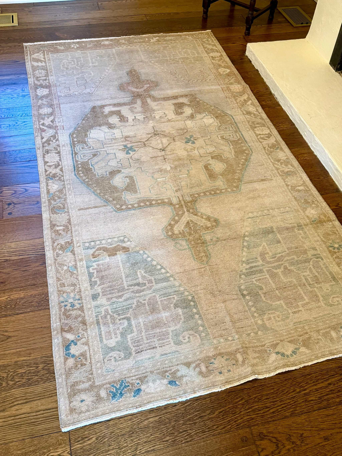 4’7”x8’10” Vintage Turkish Area Rug